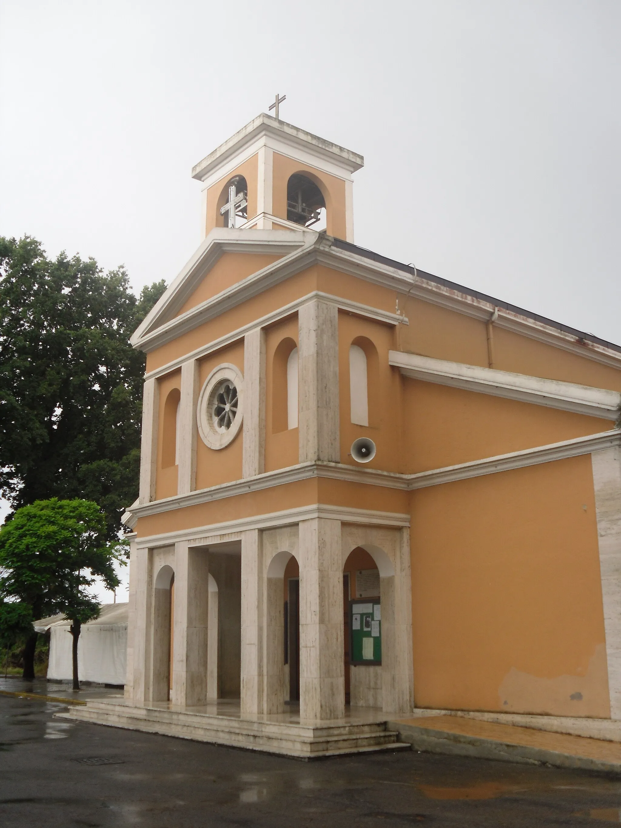 Photo showing: The church in Borgo Sabotino, Latina