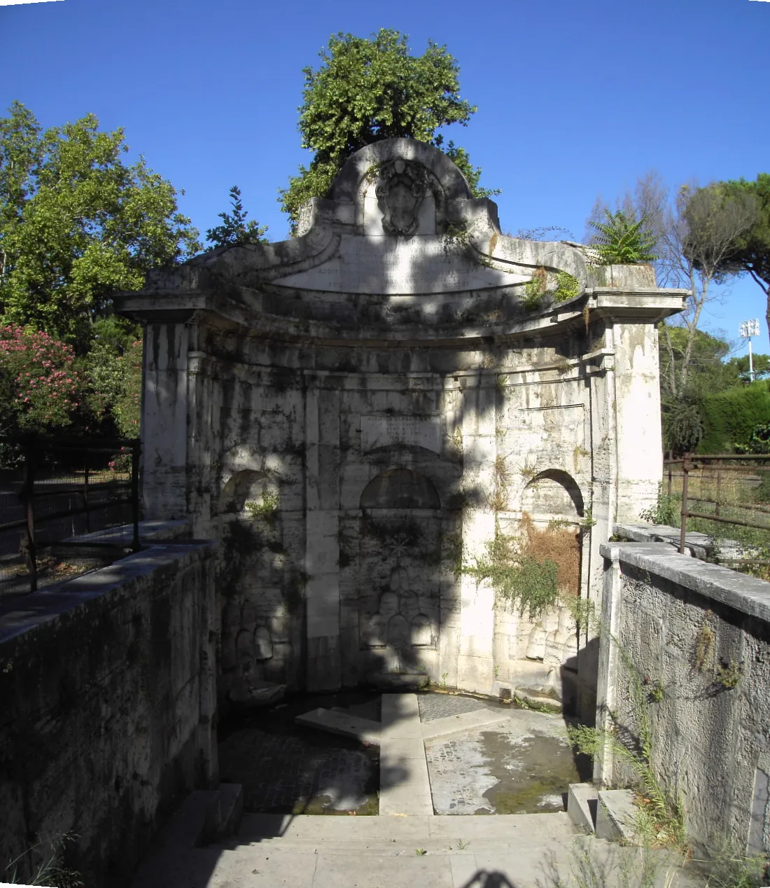 Photo showing: Roma, Fontana dell'Acqua Acetosa (su disegno di Gianlorenzo Bernini)