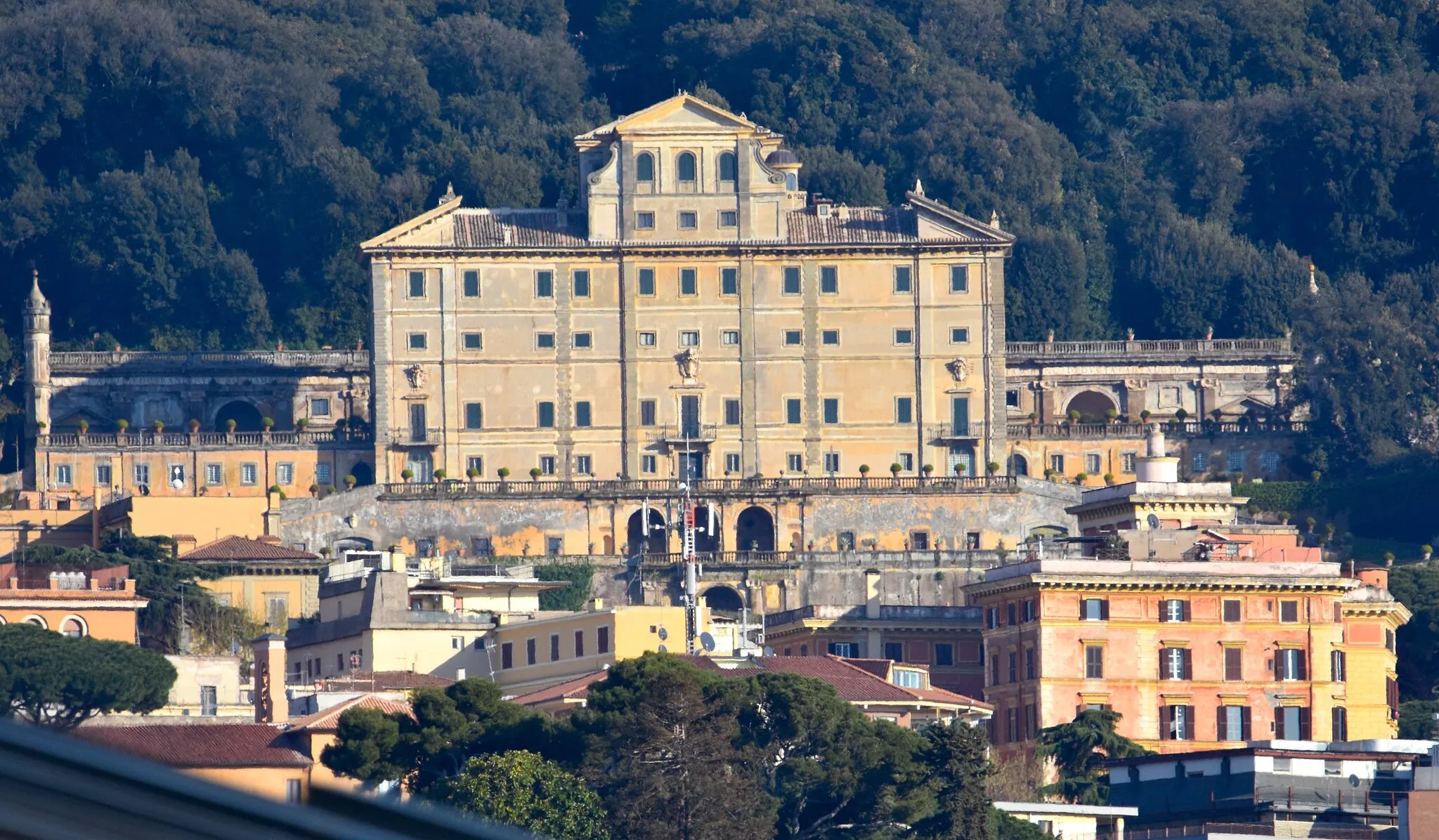 Photo showing: La maestosa Villa Aldobrandini domina l'abitato di Frascati