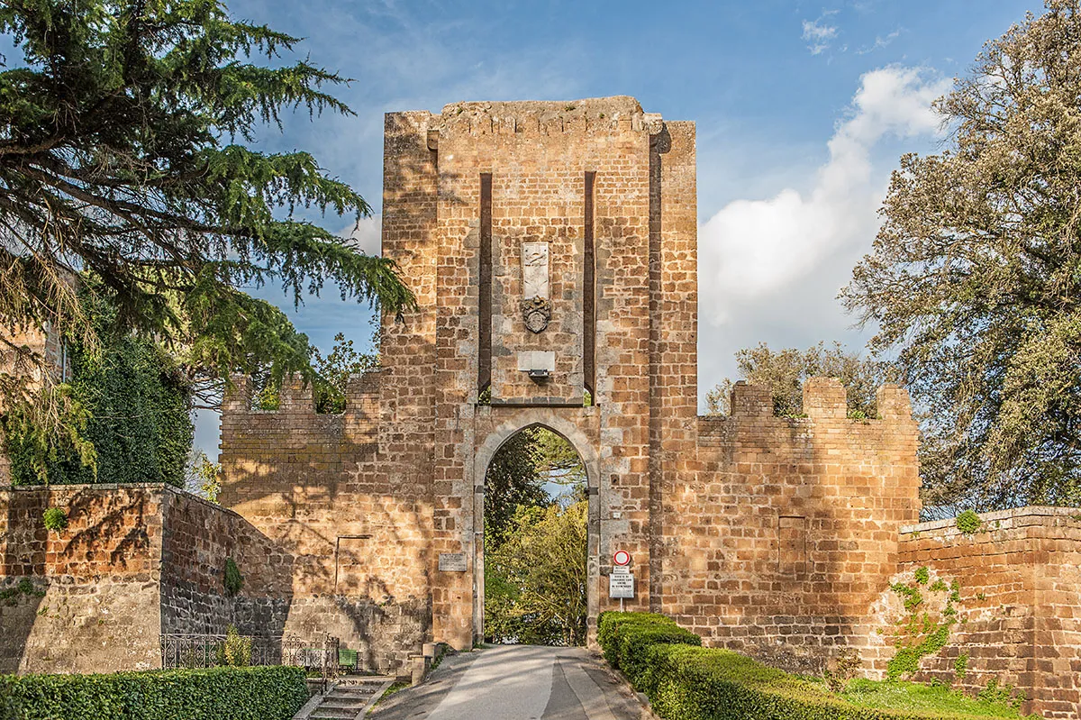 Photo showing: Ingresso alla Fortezza Albornoz