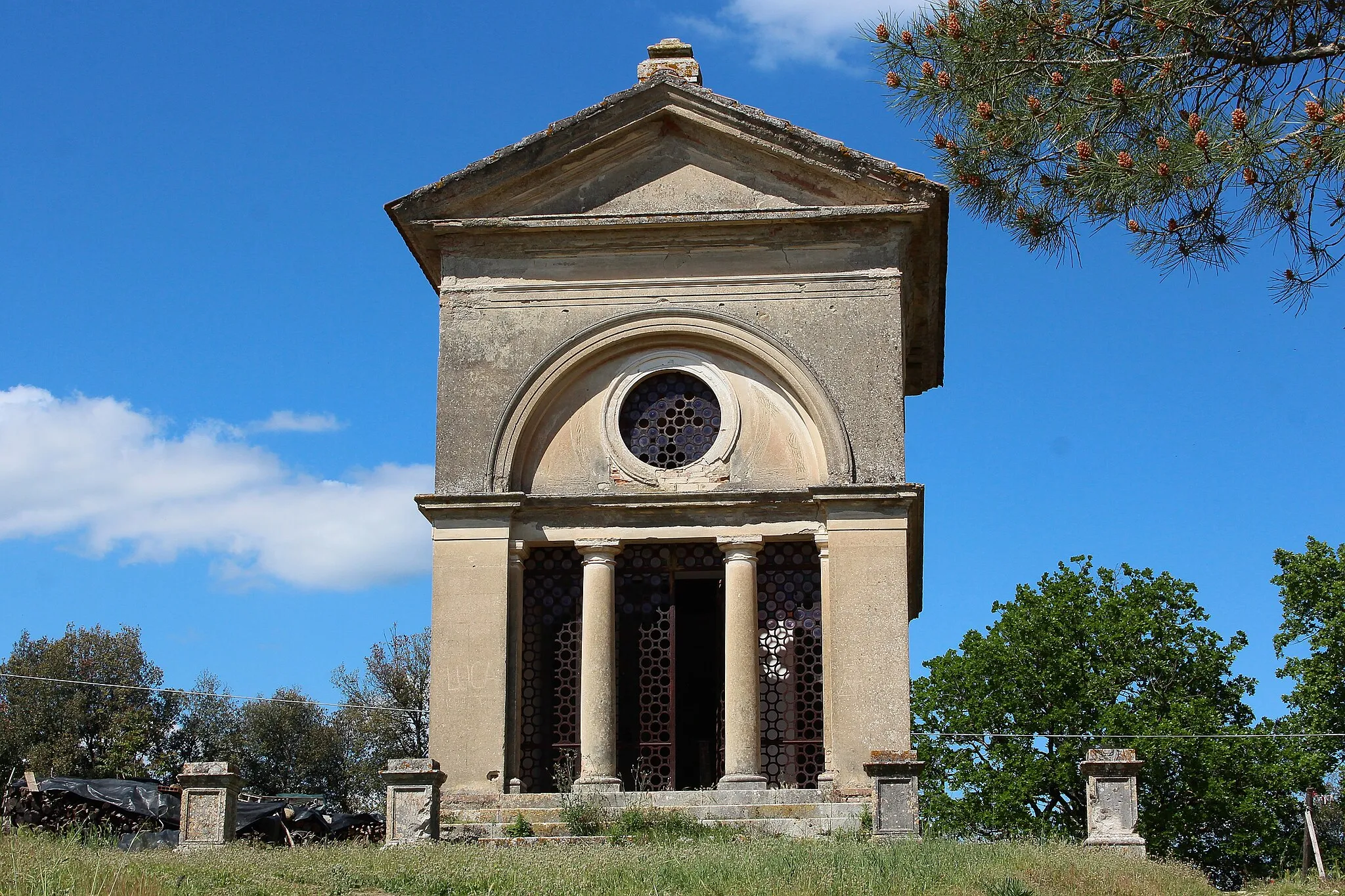 Photo showing: Mausoleo, Bagni, hamlet of Orvieto, Umbria, Italy