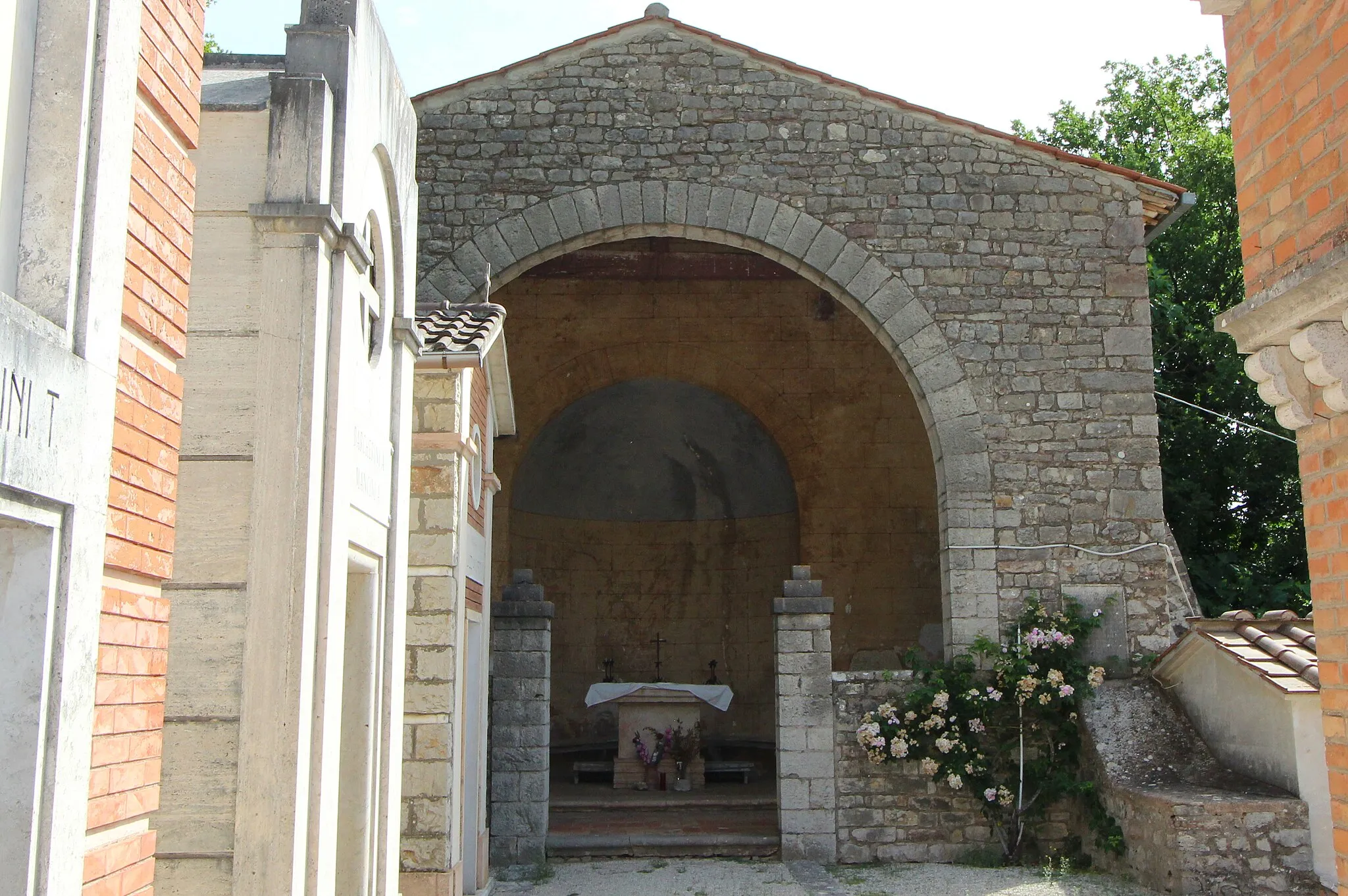 Photo showing: church San Michele, Santa Restituta, hamlet of Avigliano Umbro, Province of Terni, Umbria, Italy