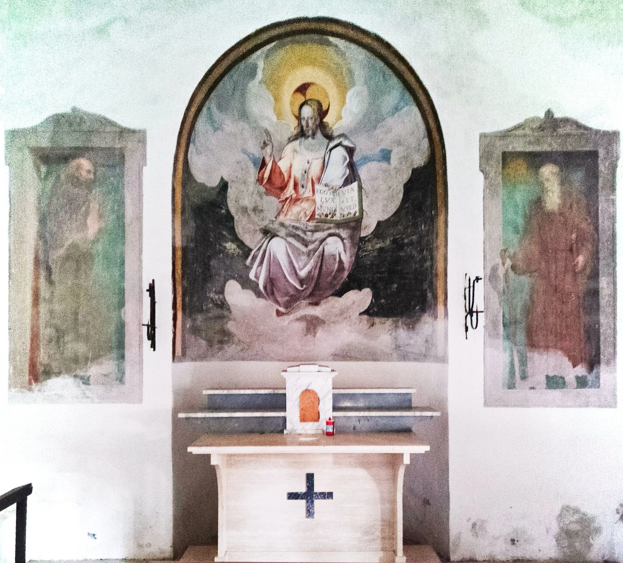 Photo showing: Affresco all'interno della Chiesa del SS. Salvatore.