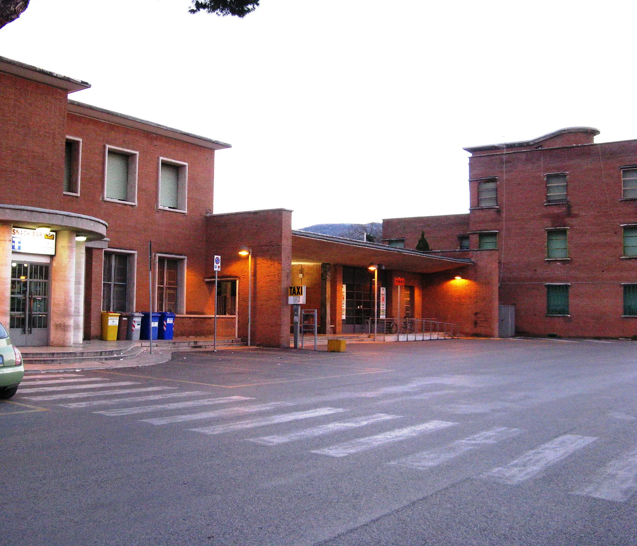 Photo showing: Stazione ferroviaria di Latina