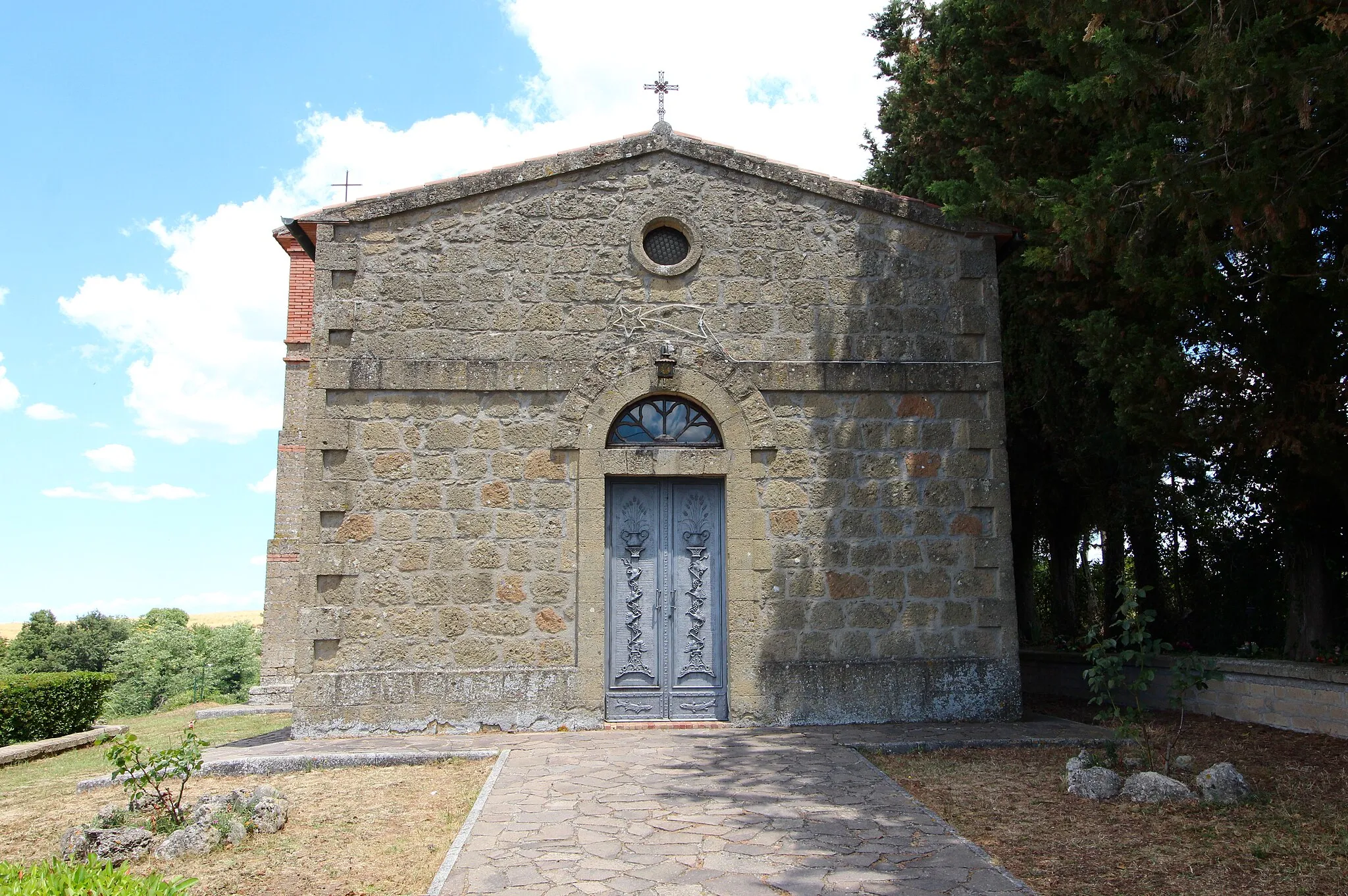 Photo showing: Church San Paolo della Croce, Casone, hamlet of Pitigliano, Province of Grosseto, Tuscany, Italy