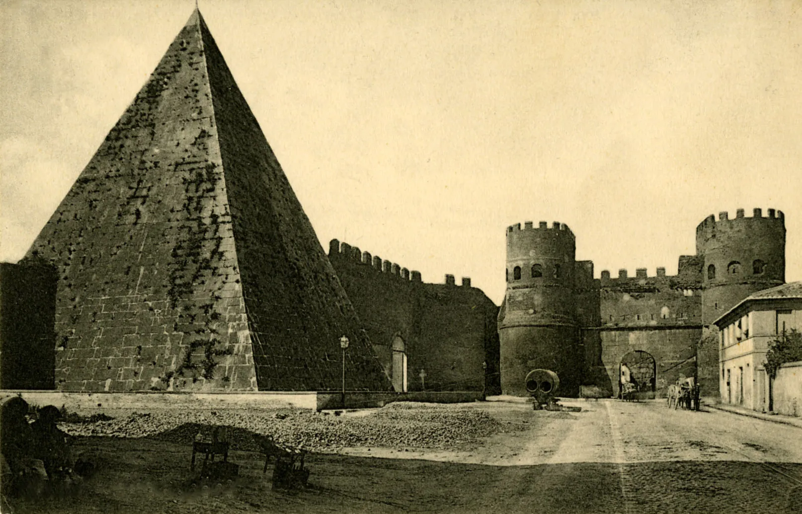 Photo showing: Piramide Cestia nel 1880