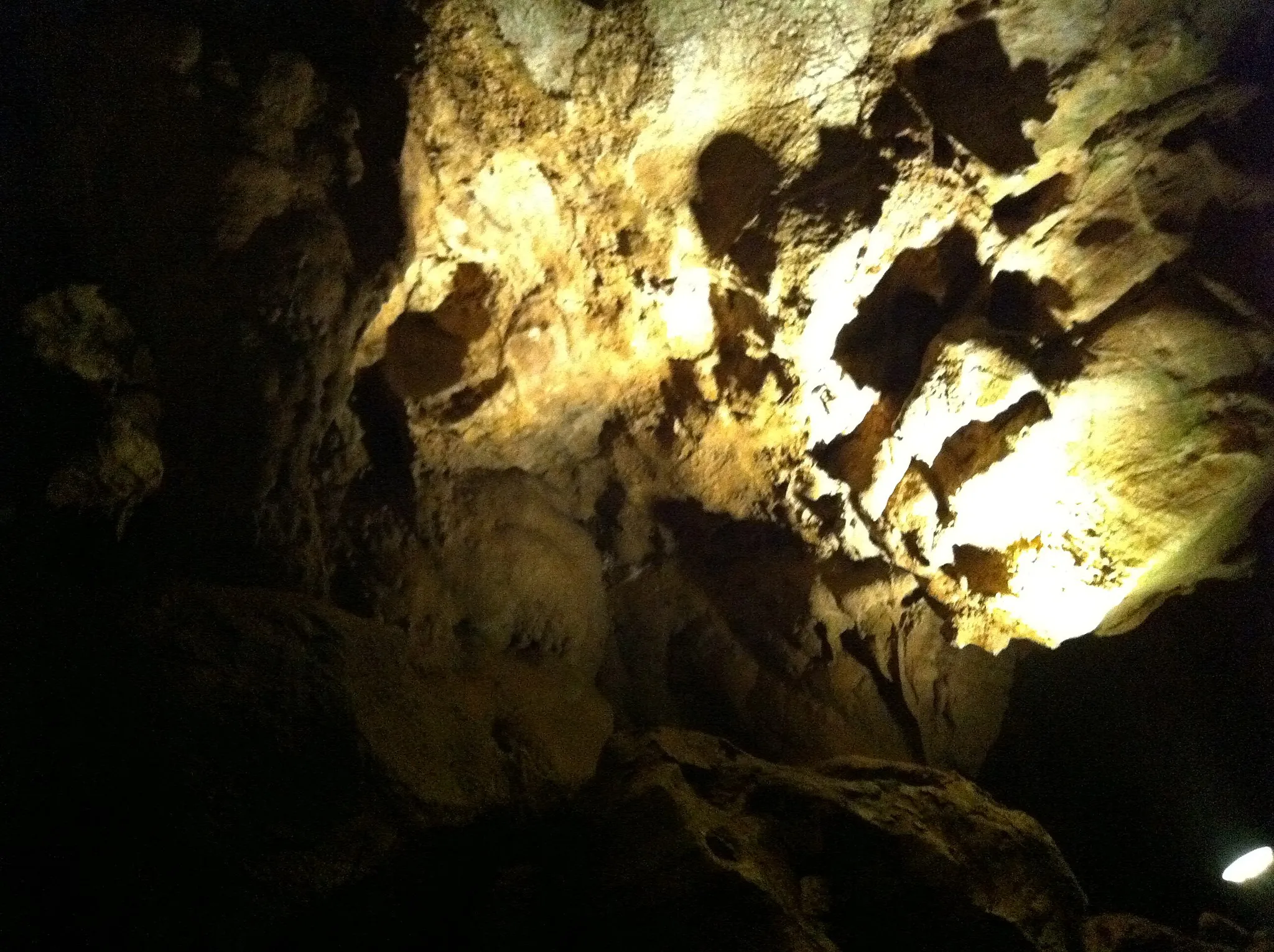 Photo showing: Grotte di pastena