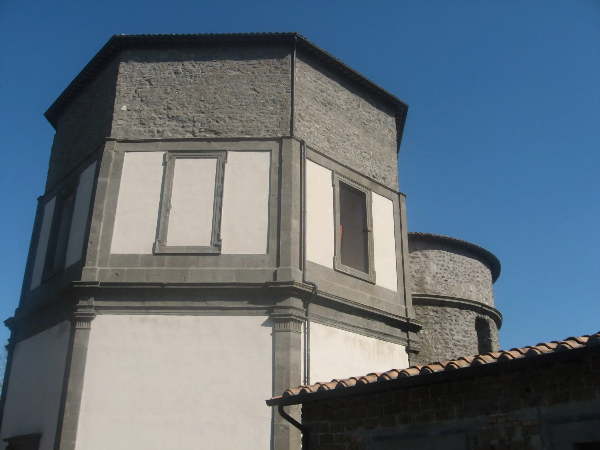 Photo showing: Foto della facciata posteriore della Chiesa di S. Maria di Montedoro
