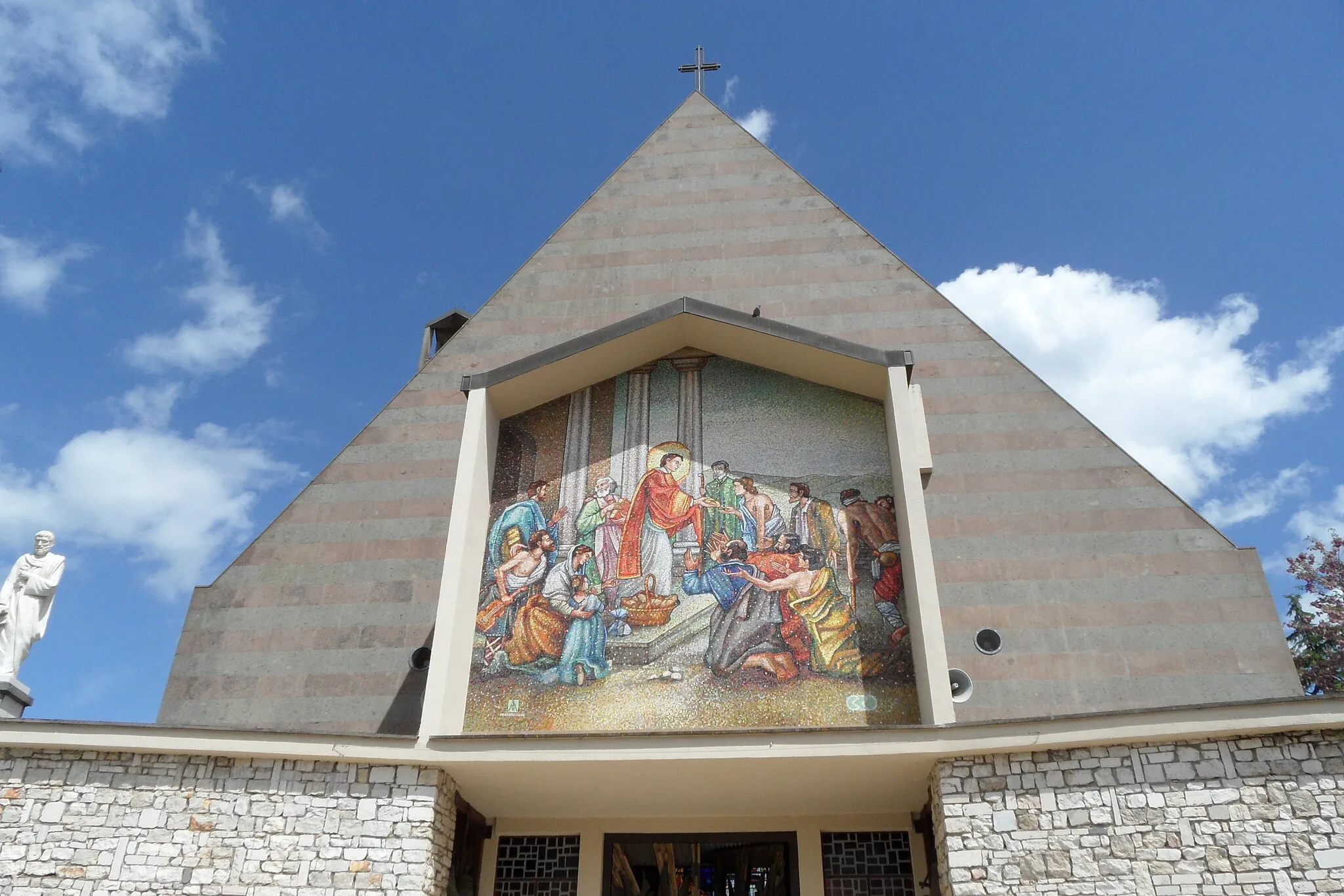 Photo showing: Chiesa di San Lorenzo Martire - mosaico
