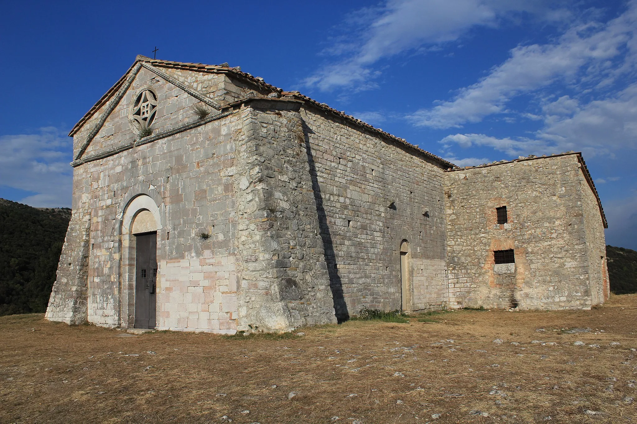 Photo showing: Chiesa benedettima di Sant Erasmo di Cesi (TR)