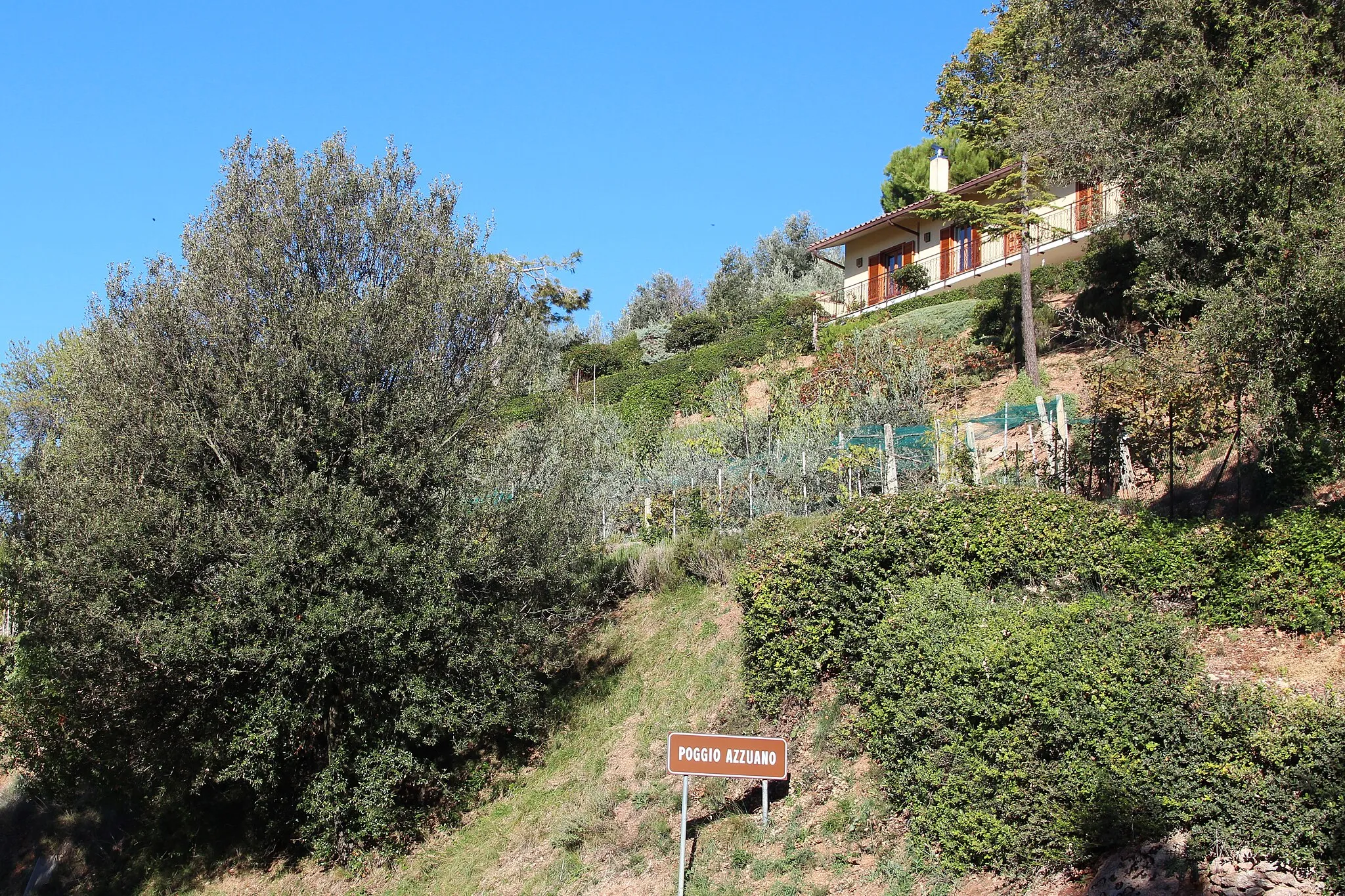 Photo showing: Poggio Azzuano, hamlet of San Gemini, Province of Terni, Umbria, Italy