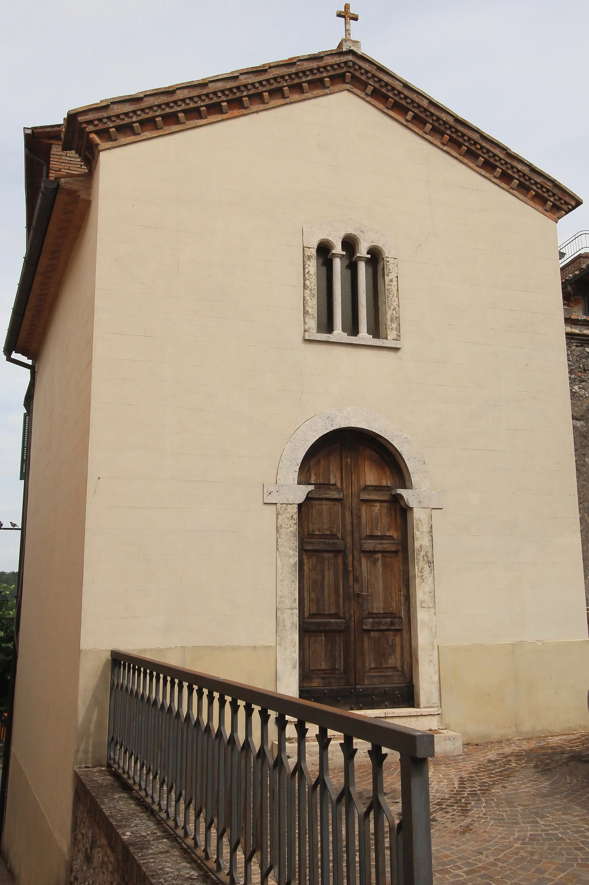 Photo showing: church Sacro Cuore, Castel dell'Aquila, hamlet of Montecastrilli, Province of Terni, Umbria, Italy