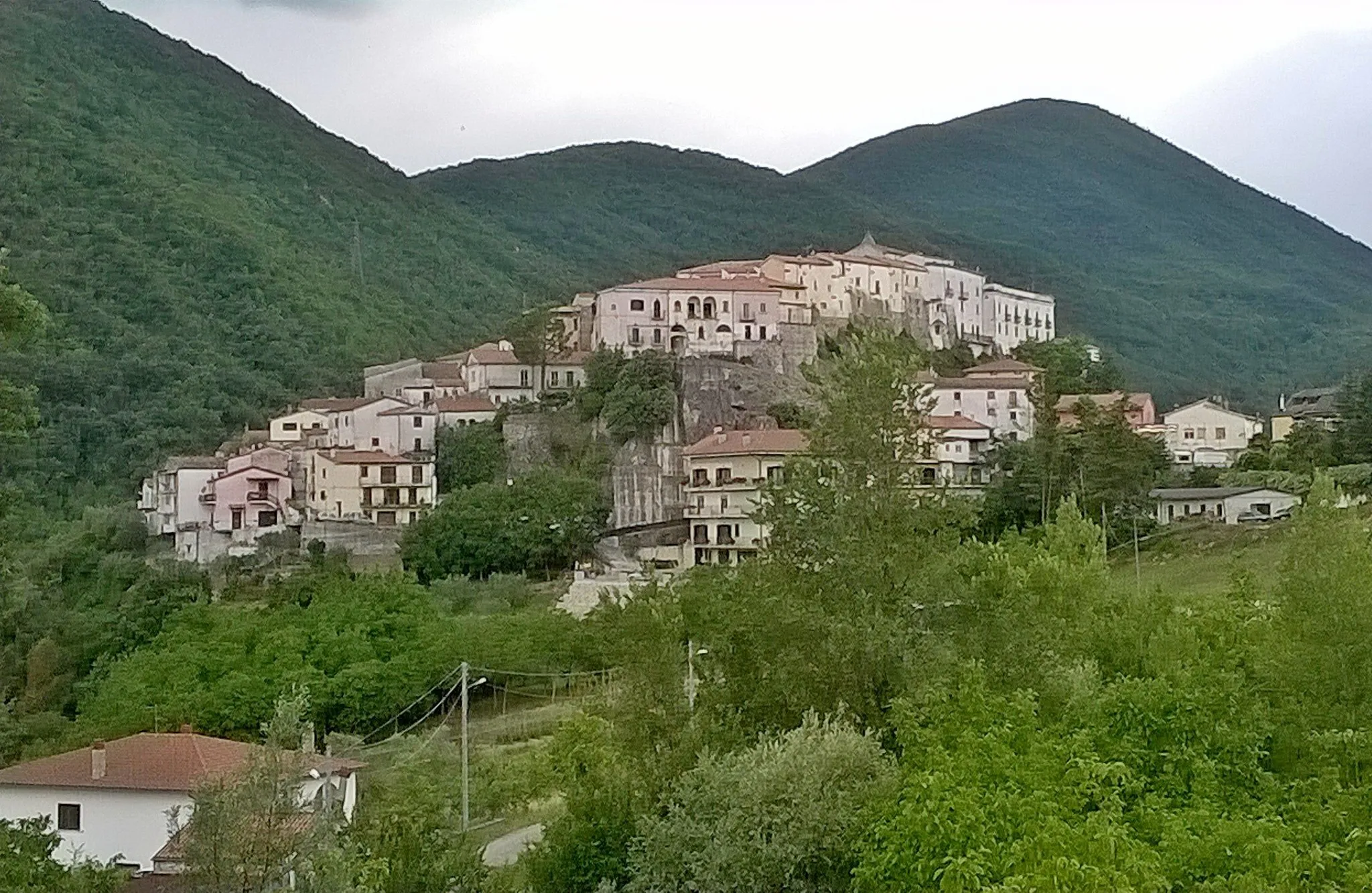 Photo showing: L'Acropoli di Colli a Volturno