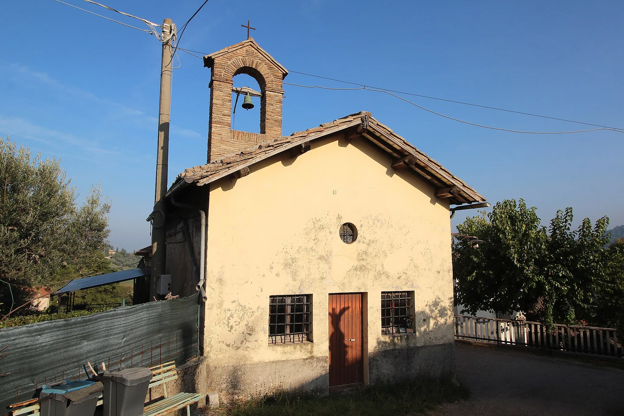 Photo showing: church Santa Maria Assunta, Collepila, hamlet of Stroncone, Province of Terni, Umbria, Italy