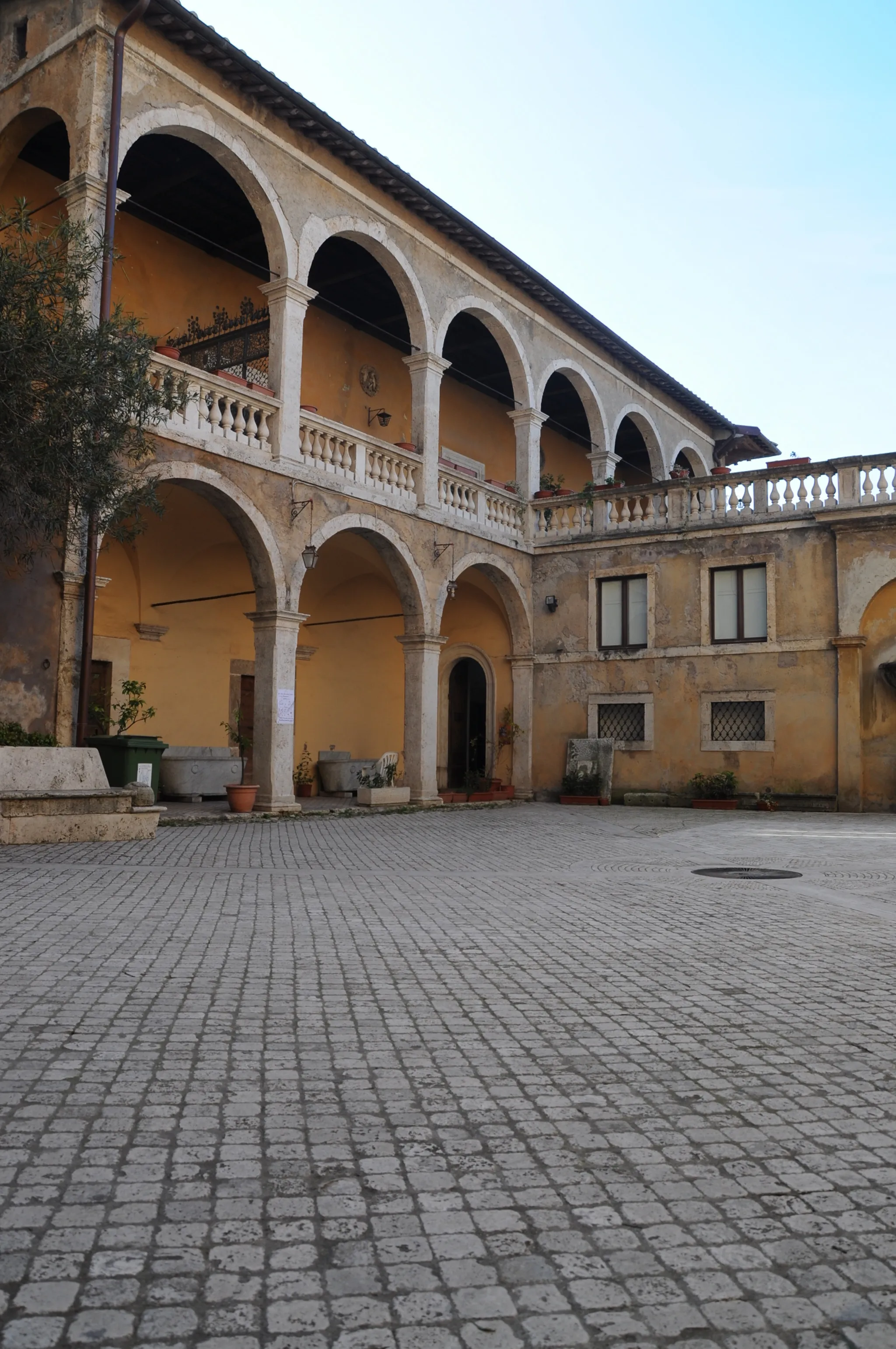 Photo showing: 500px provided description: caste [#italy ,#castle ,#italia ,#castello ,#fiano romano]