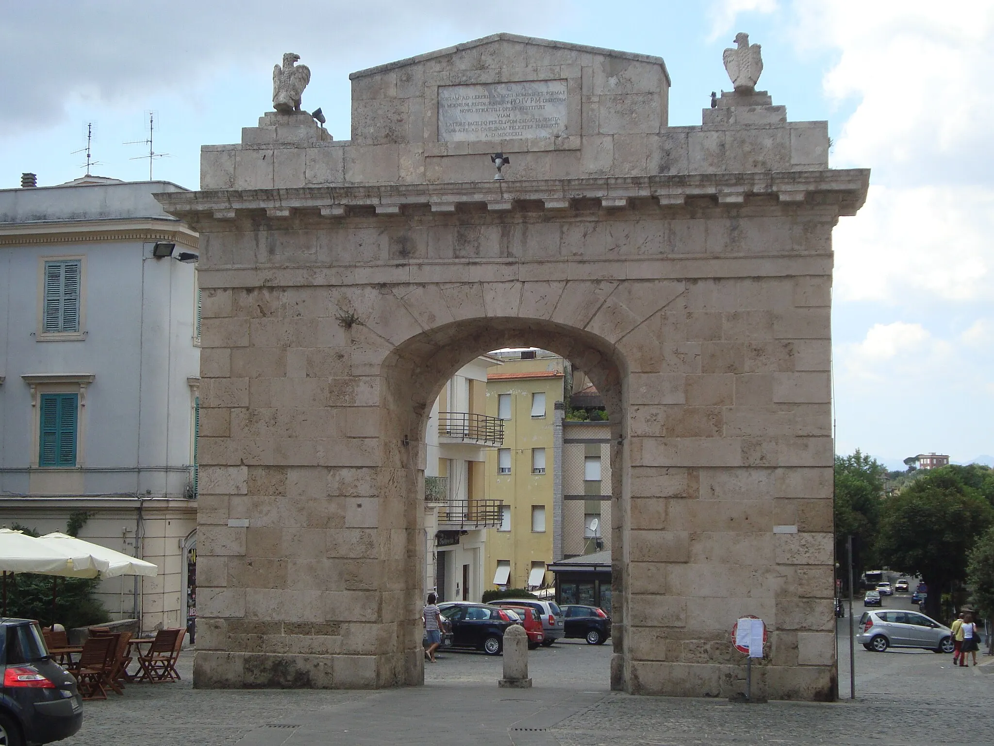 Photo showing: City gate of Anagni