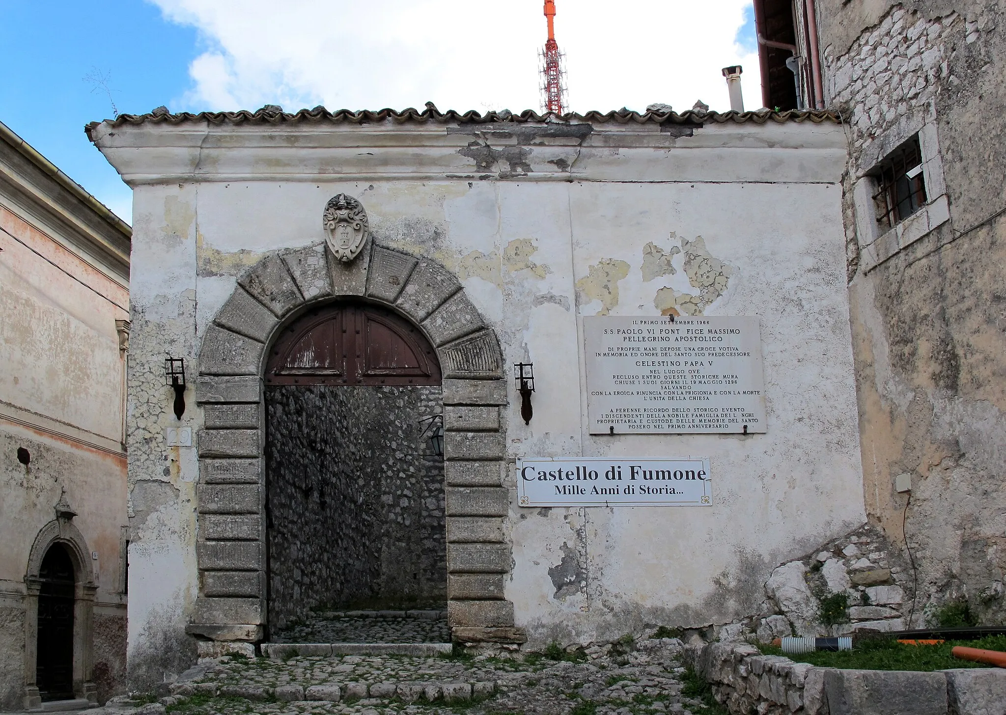 Photo showing: Ingresso al castello