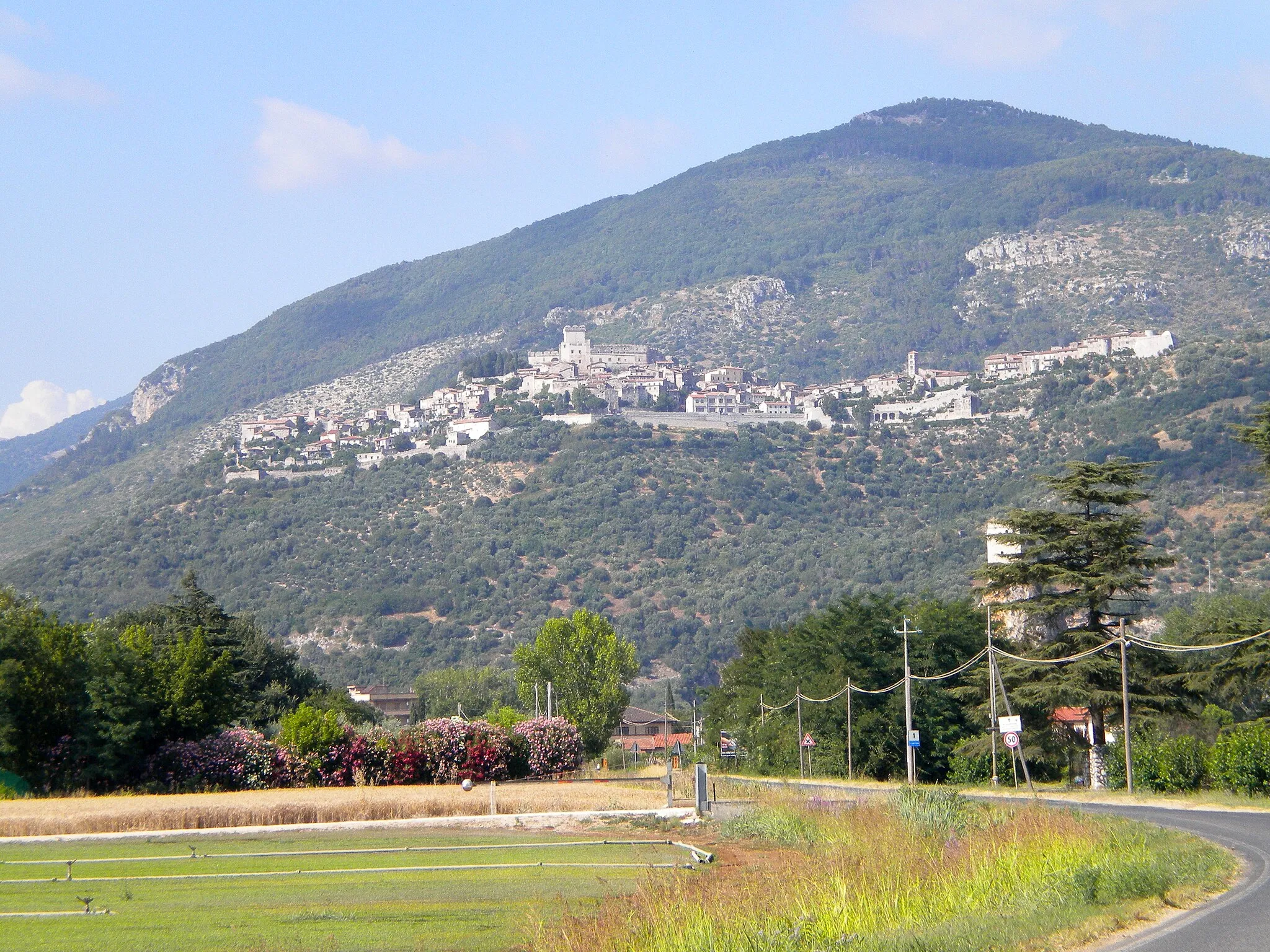 Photo showing: 04013 Sermoneta, Province of Latina, Italy