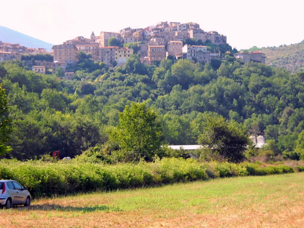 Photo showing: Lenola vista da Pantano