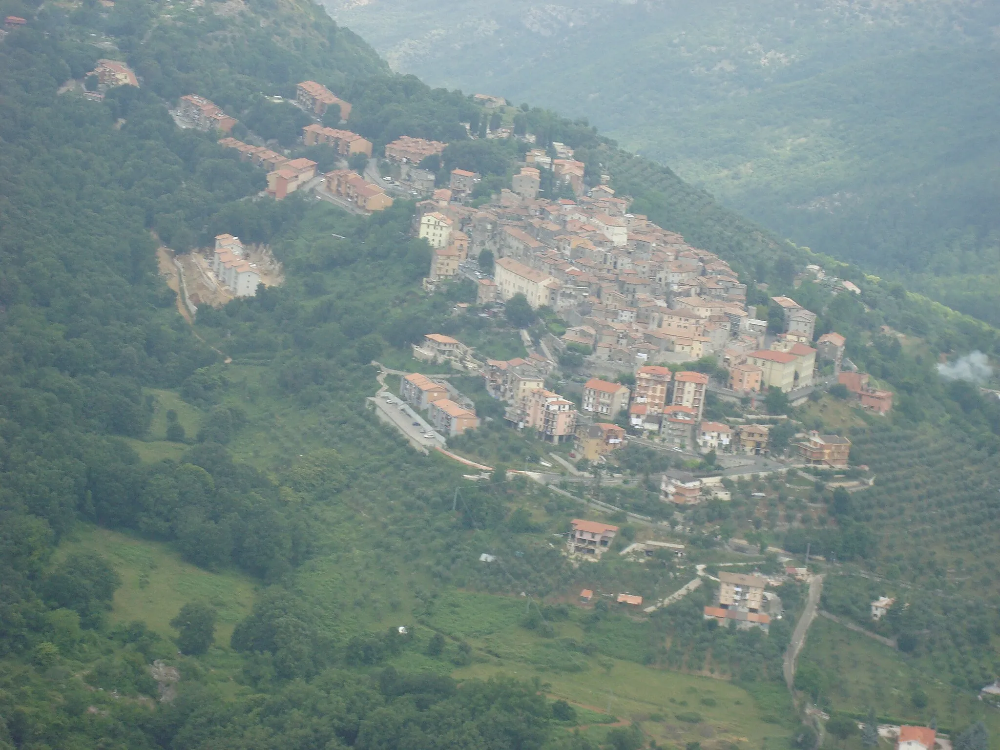 Photo showing: Foto di Bassiano fatta in volo.