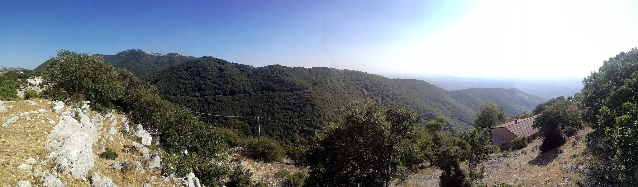 Photo showing: Panorama da Rocca Massima verso sud