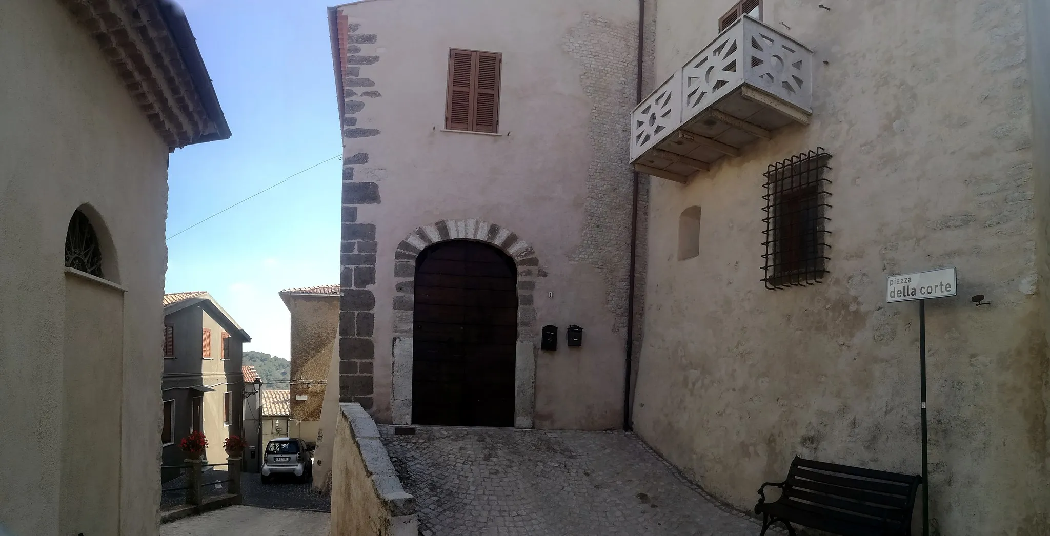 Photo showing: Palazzo del principe (noto in loco anche come "castello"), comune di Rocca Massima