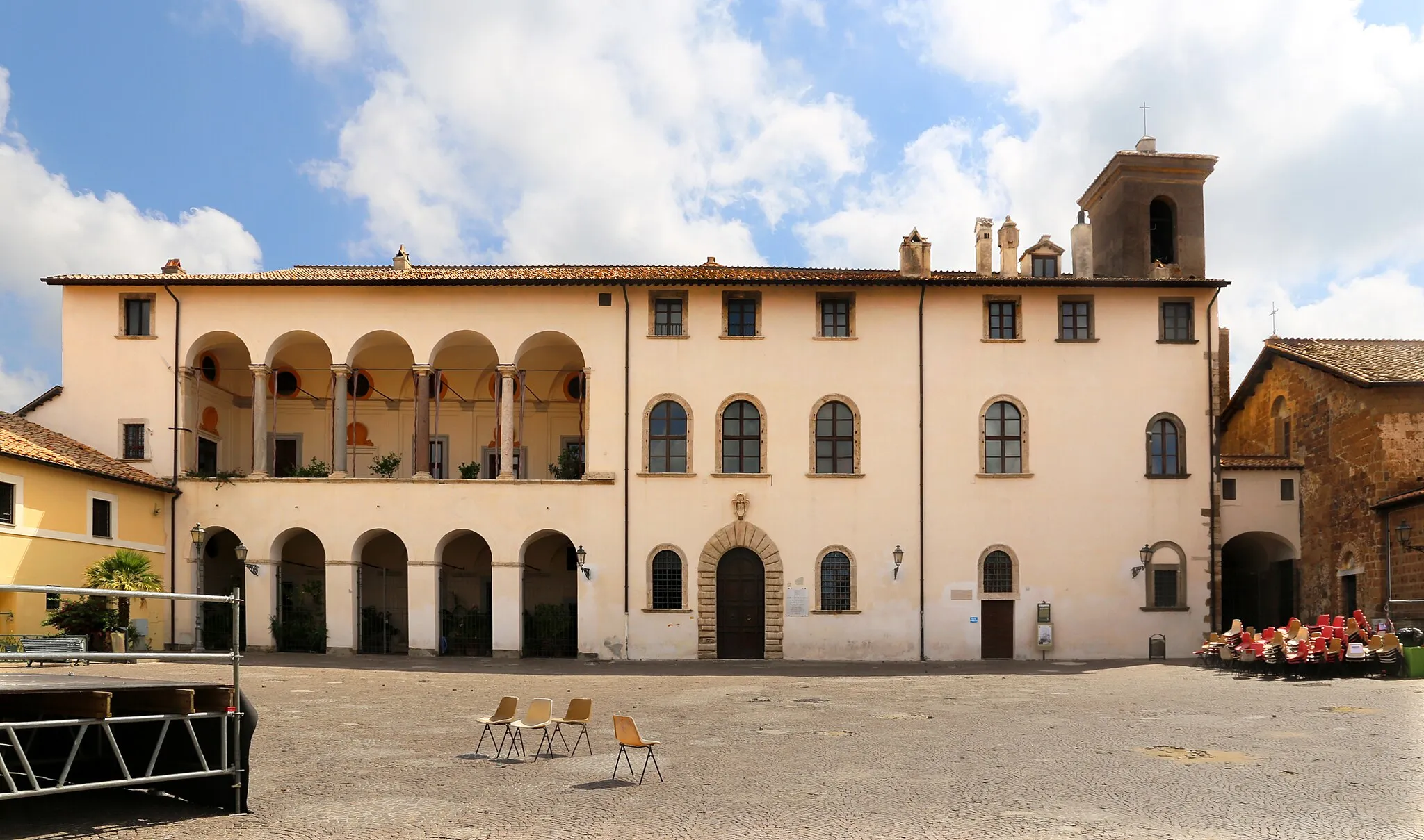 Photo showing: Buildings in Cerveteri