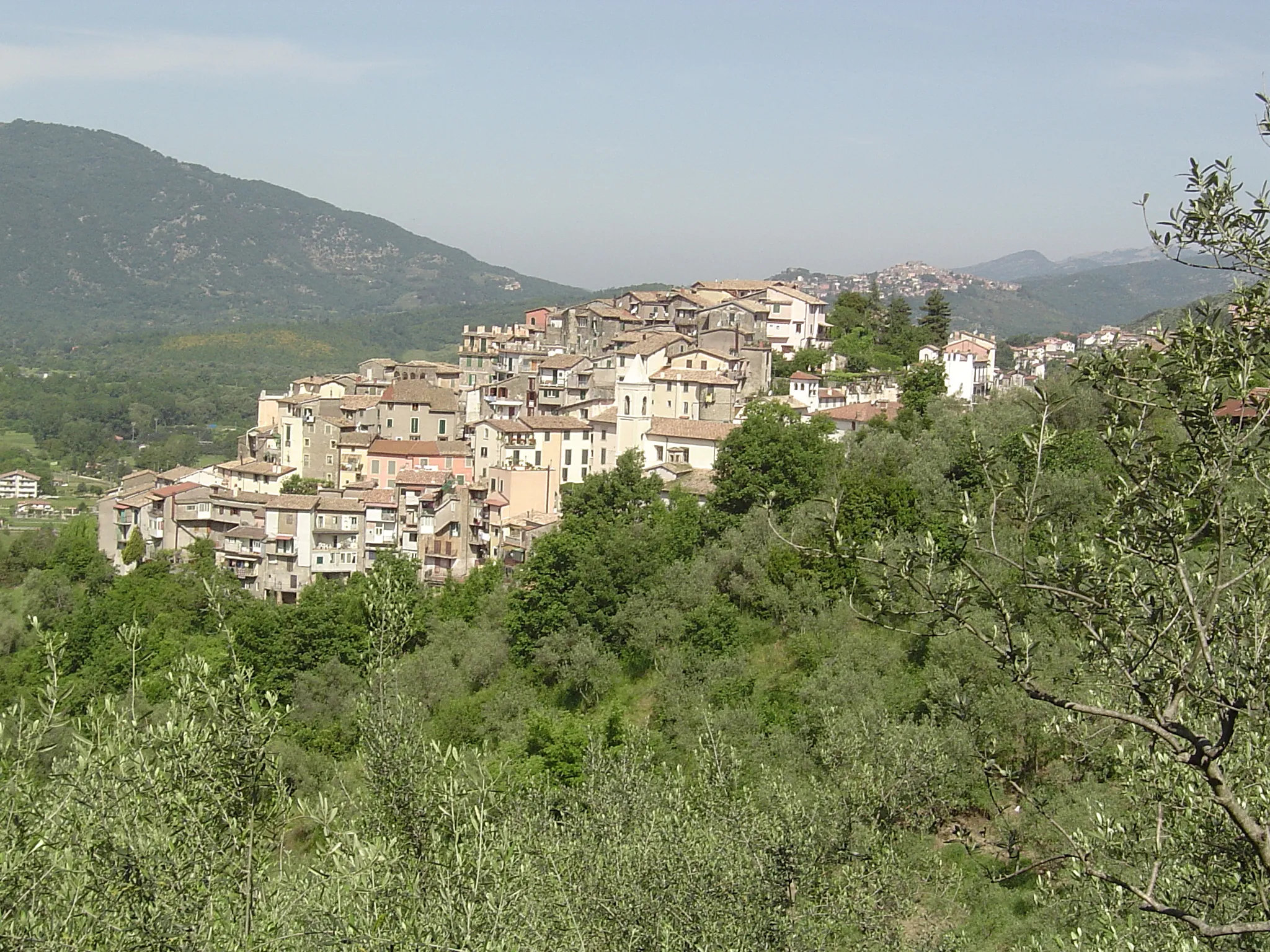 Photo showing: View of the village Gerano, Italy.