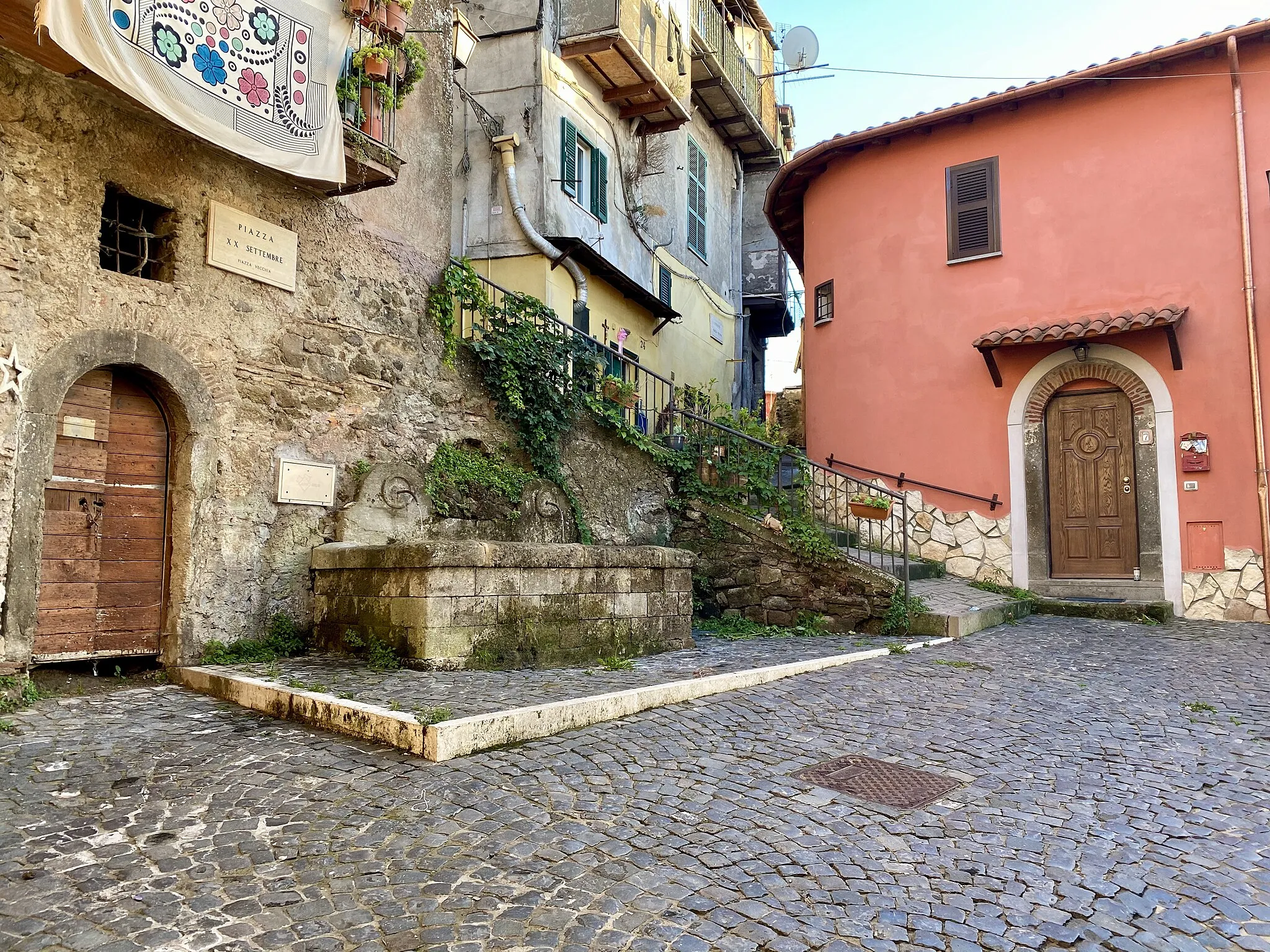 Photo showing: Piazza Vecchia a Rocca di Papa