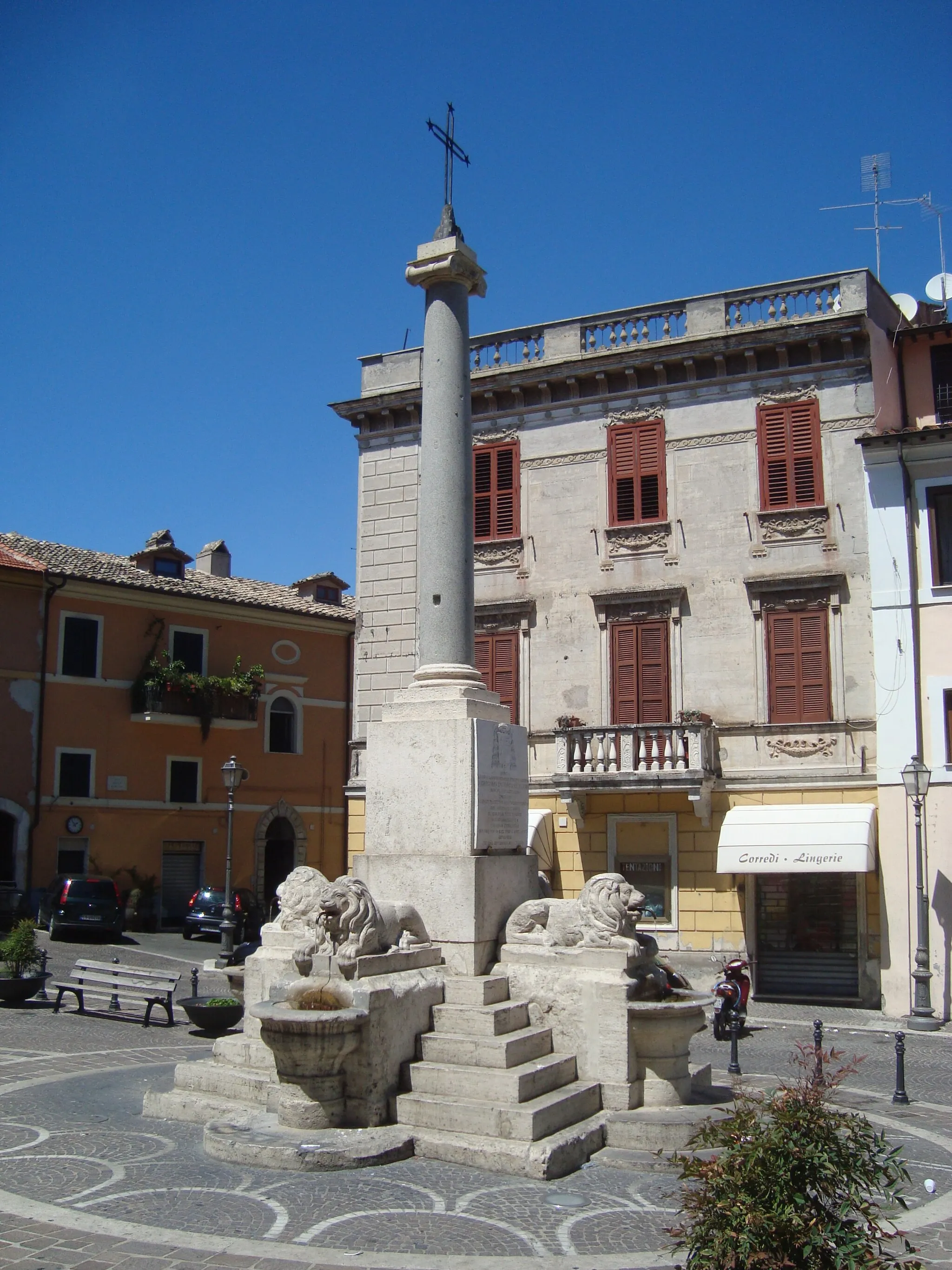 Photo showing: The Fontane delle Leone in Monterotondo on the piazza del popolo.
