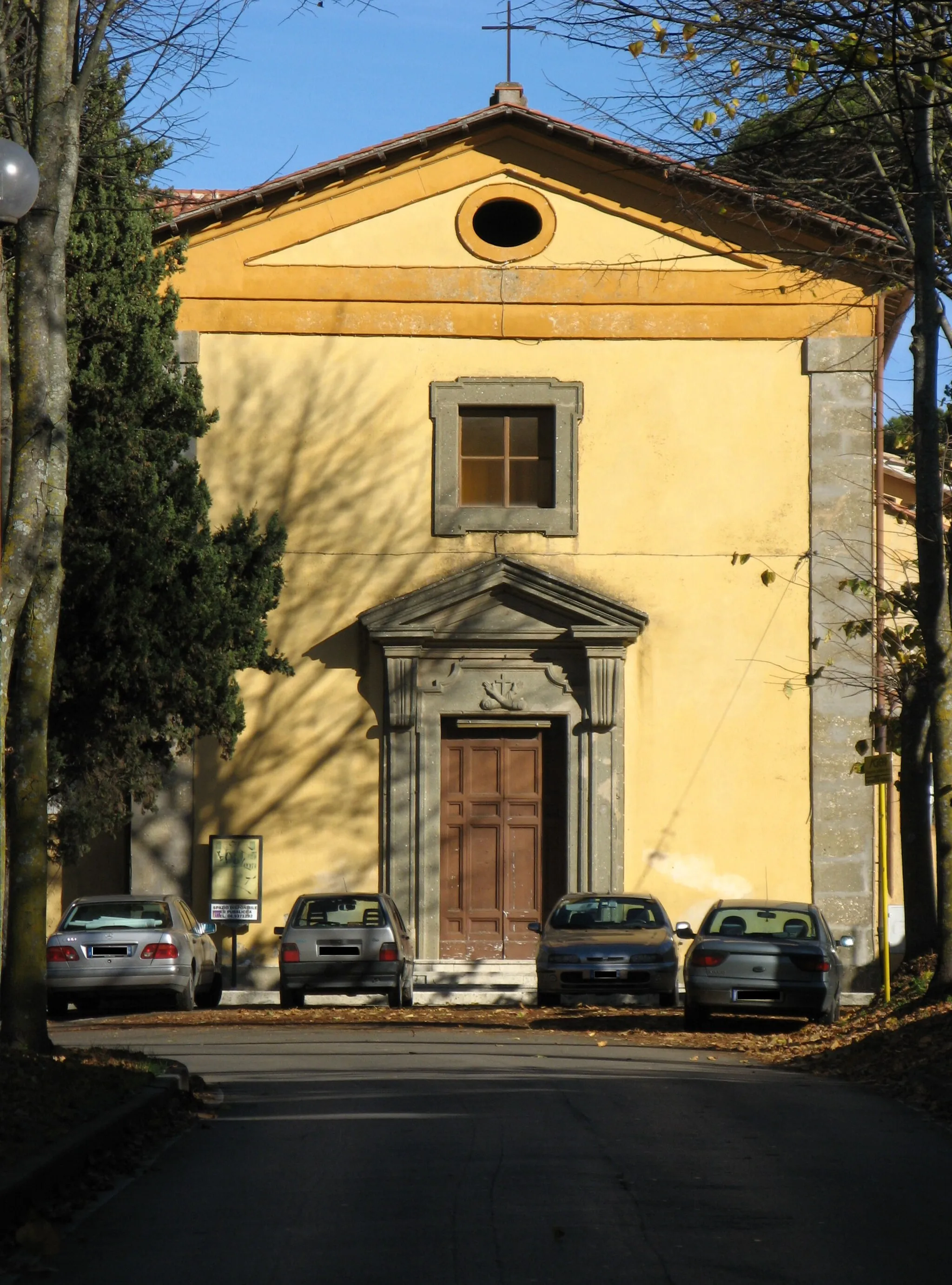 Photo showing: Genzano di Roma, Chiesa dei Cappuccini (S. Francesco d'Assisi), facciata del 1643