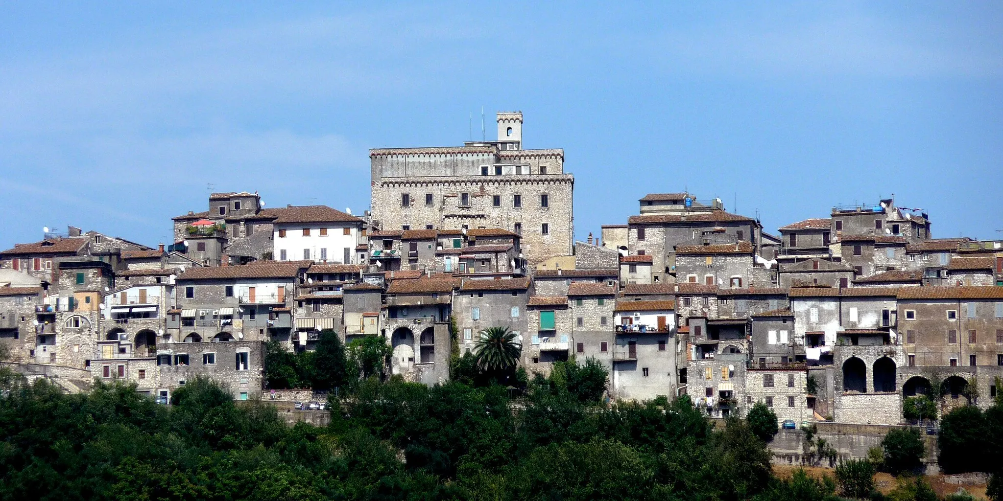 Photo showing: Castello di Gavignano visto da Segni