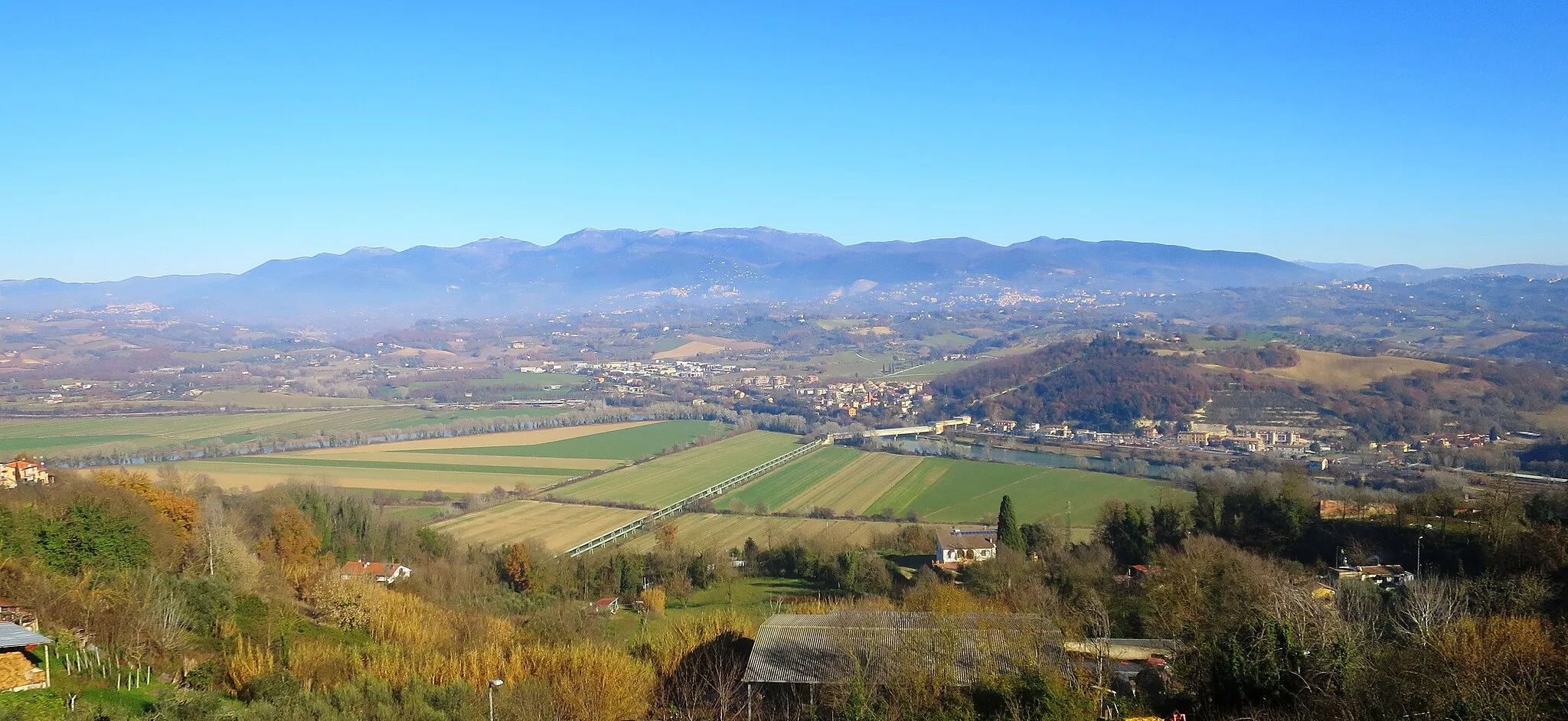 Photo showing: Vista verso est da Torrita Tiberina, Lazio