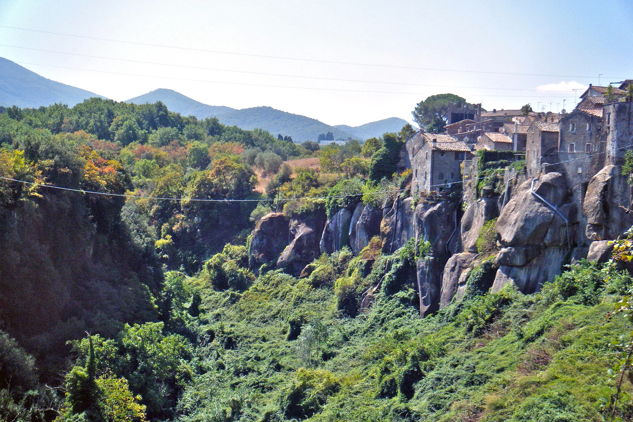 Photo showing: Monte Cimino (versante nord) (Q61861486)Panorama da Vitorchiano