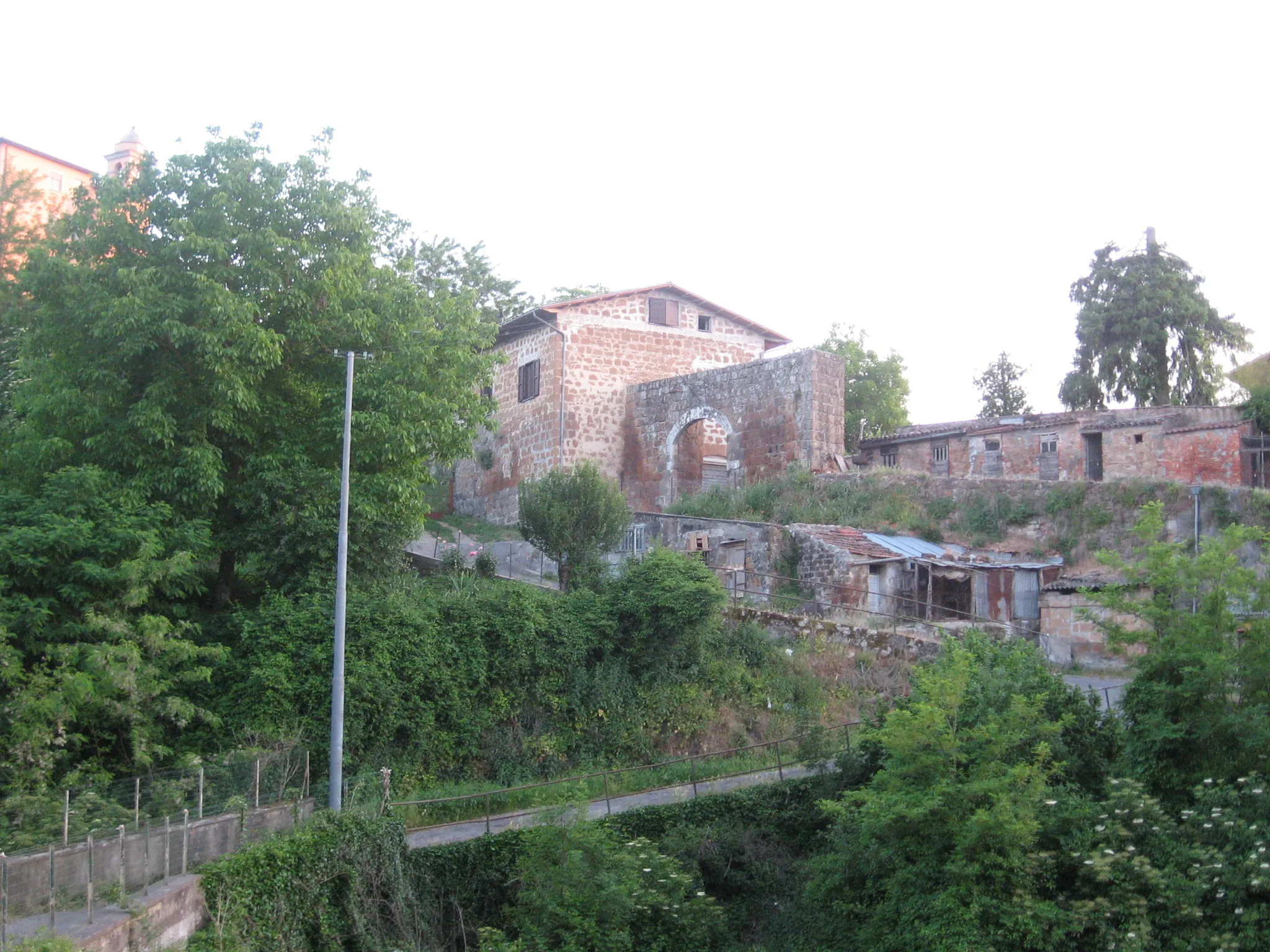 Photo showing: Vecchia Porta d'ingresso al borgo