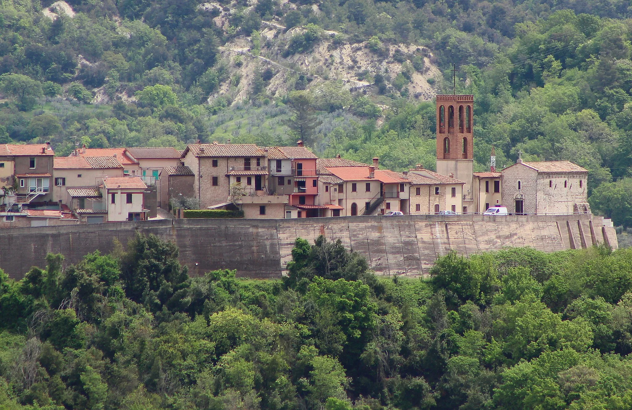 Photo showing: Lugnola, hamlet of Configni, Province of Rieti, Lazio, Italy