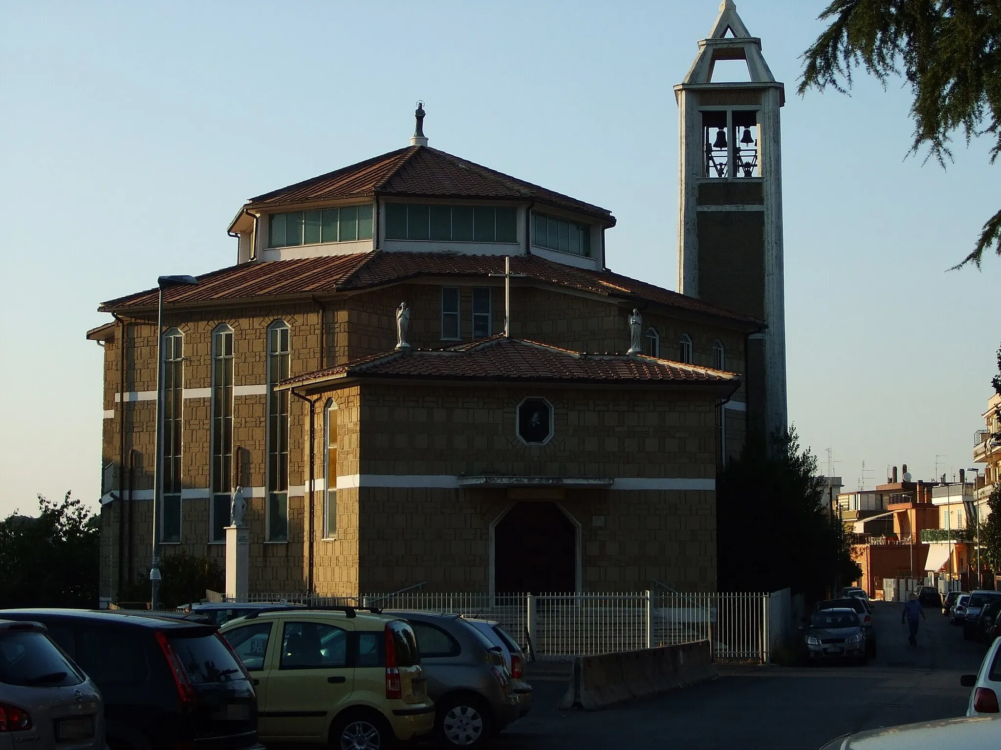 Photo showing: Chiesa di Santa Rita da Cascia