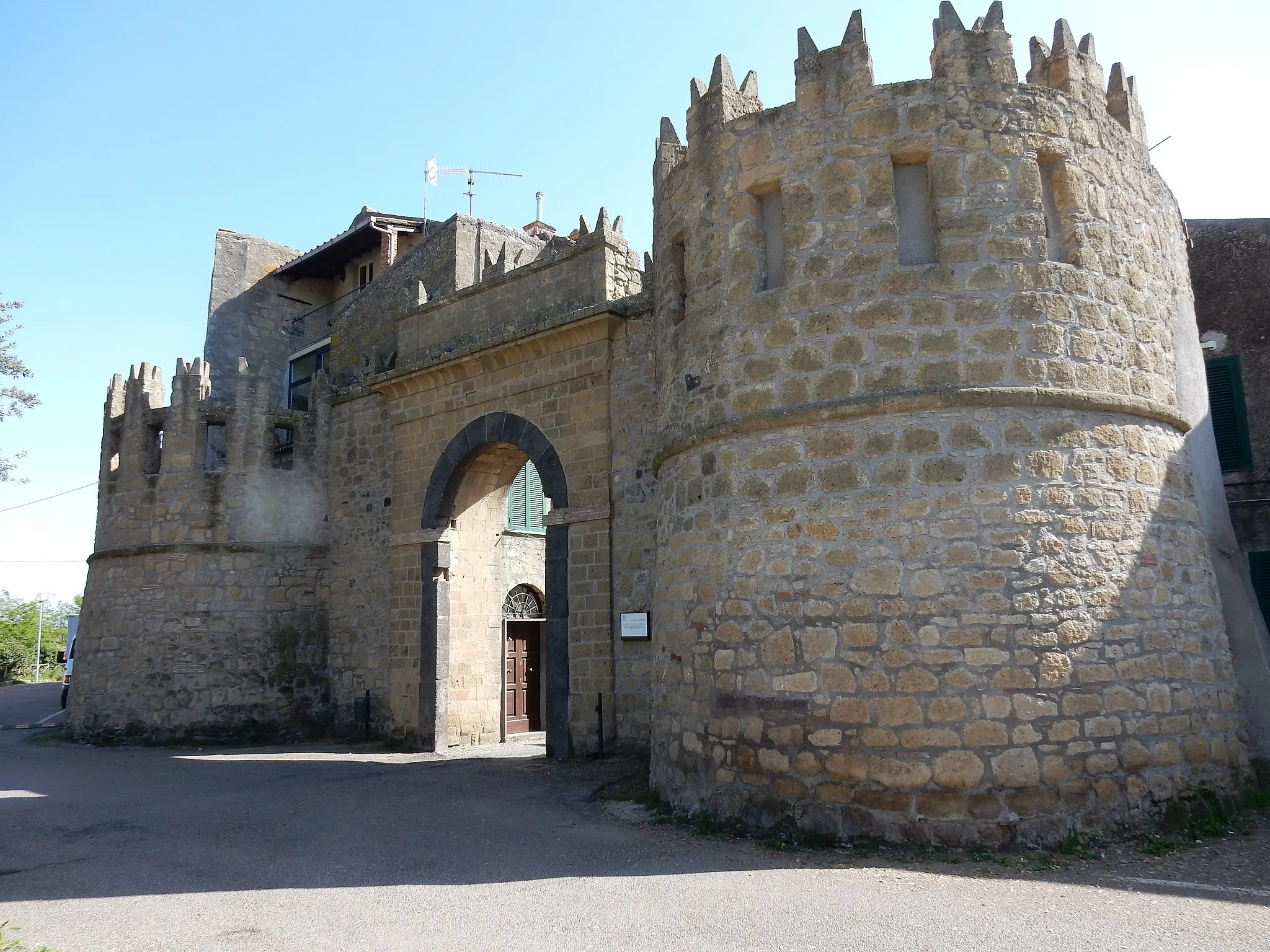 Photo showing: Porta San Martino Valentano
