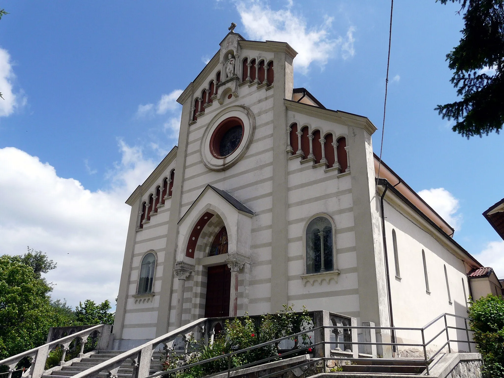 Photo showing: Chiesa di San Pietro ad Orezzoli, Ottone, Emilia-Romagna, Italia