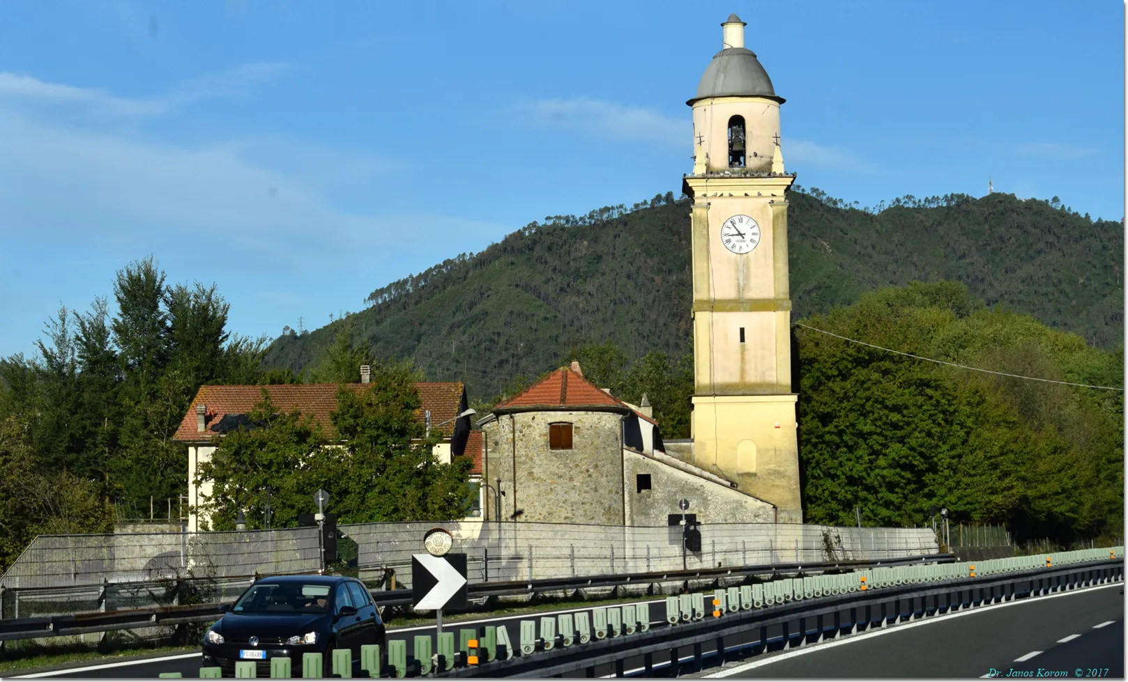 Photo showing: Chiesa parrocchiale di San Remigio Vescovo, Castiglione Vara, Beverino (SP).