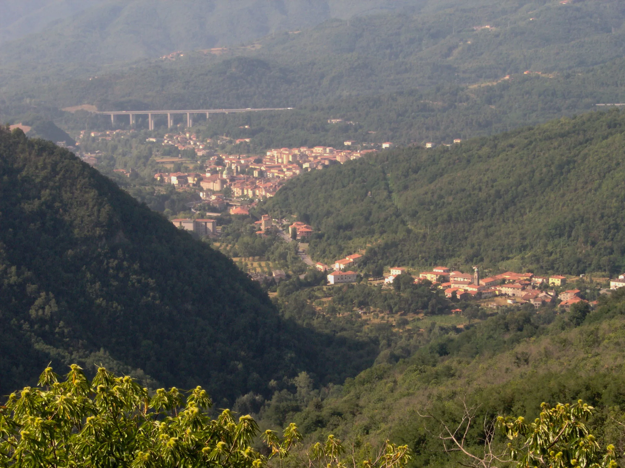 Photo showing: Pontremoli vista dalla SS.62 della Cisa