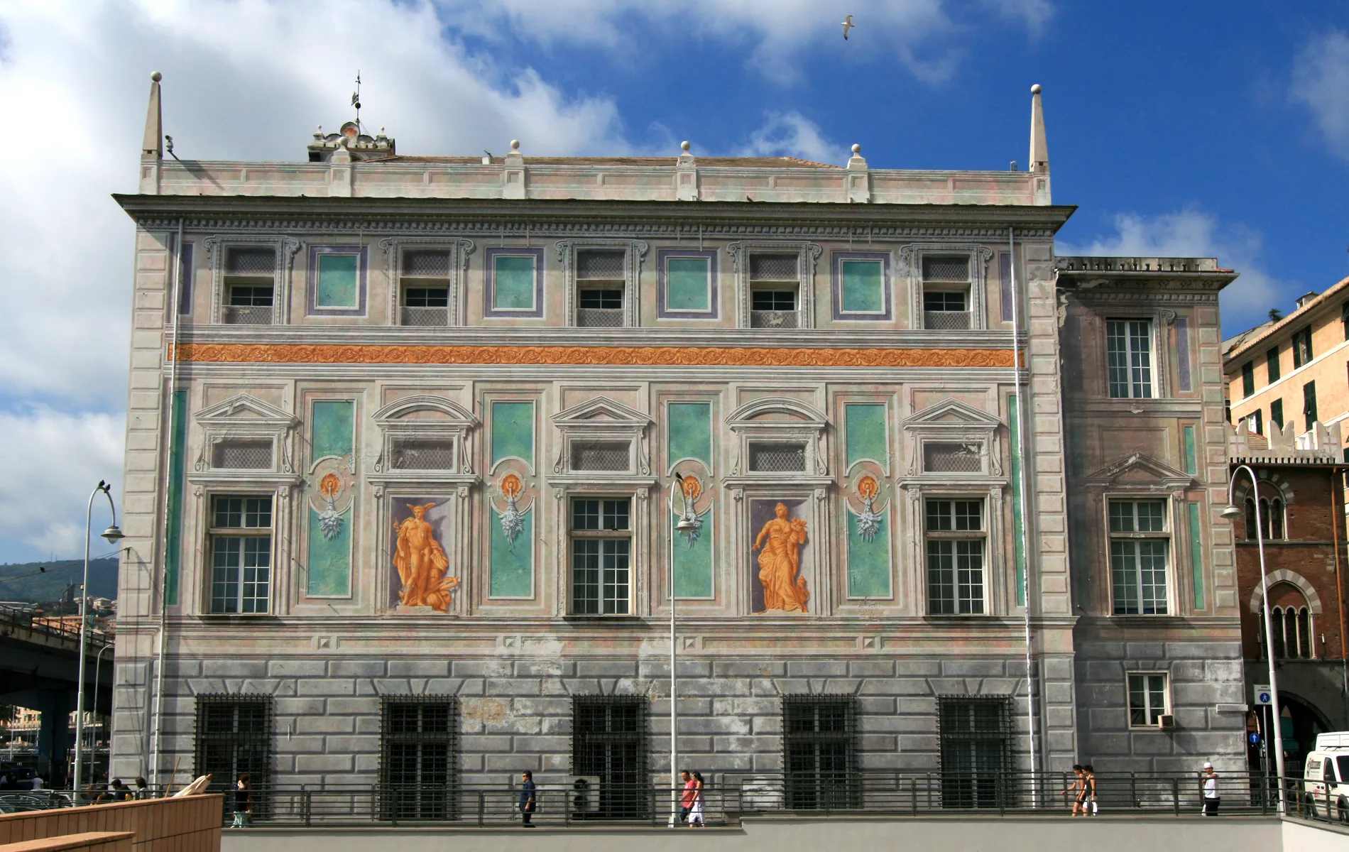 Photo showing: Palazzo di San Giorgio, Genova, Italy. South side.