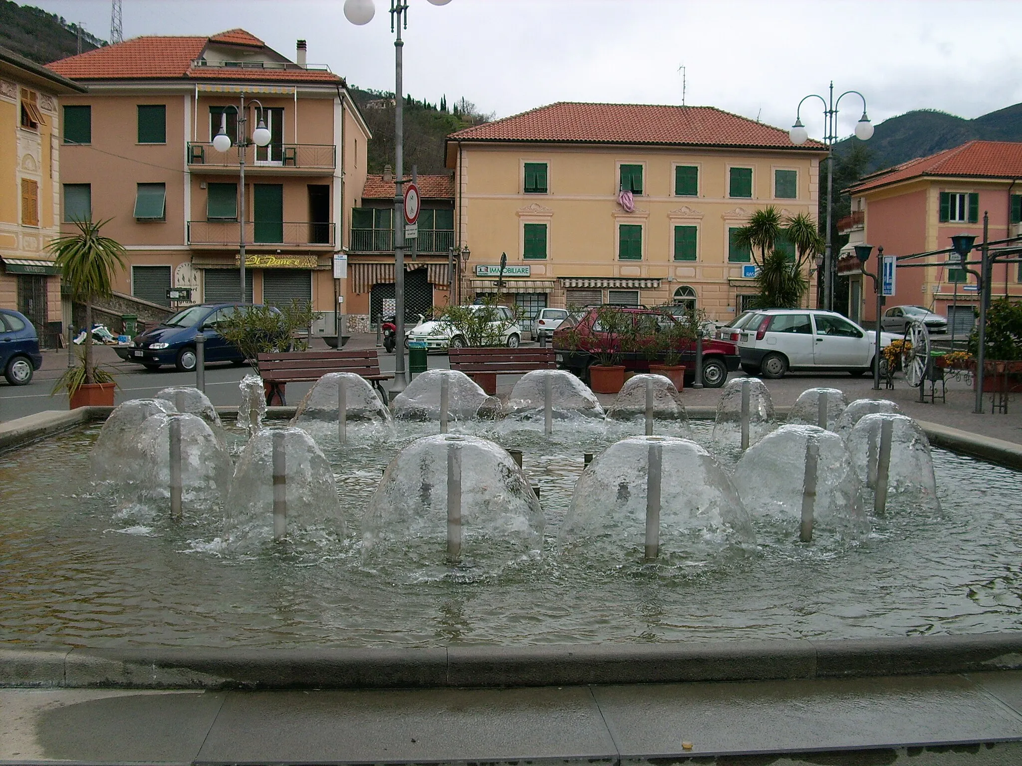 Photo showing: Fontana di Casarza Ligure, Liguria, Italia