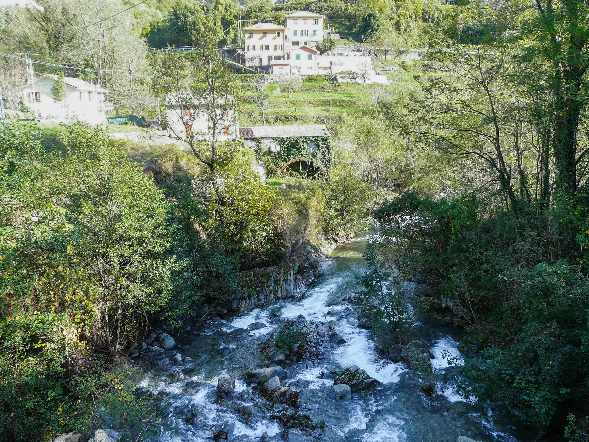 Photo showing: Mulino presso la frazione di Ognio, Neirone, Liguria, Italia