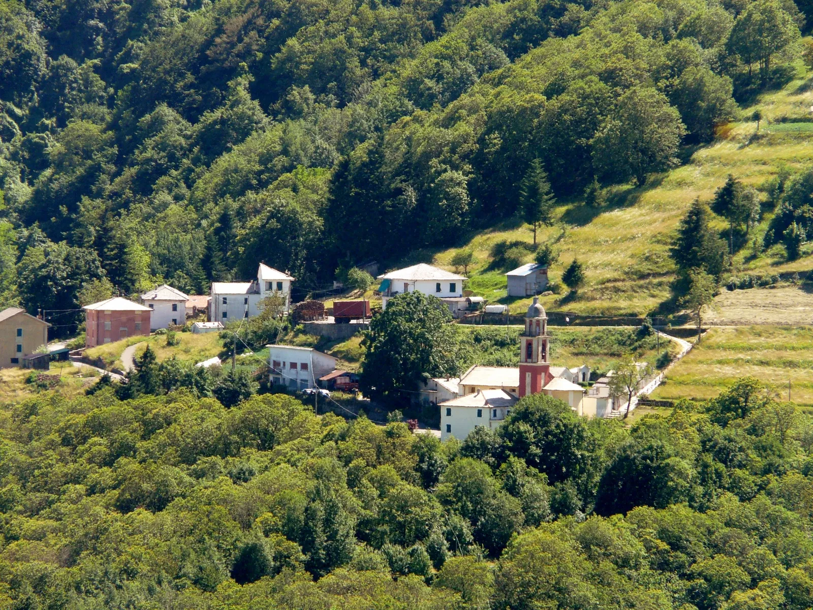 Photo showing: Panorama di Acero (Borzonasca), Liguria, Italia