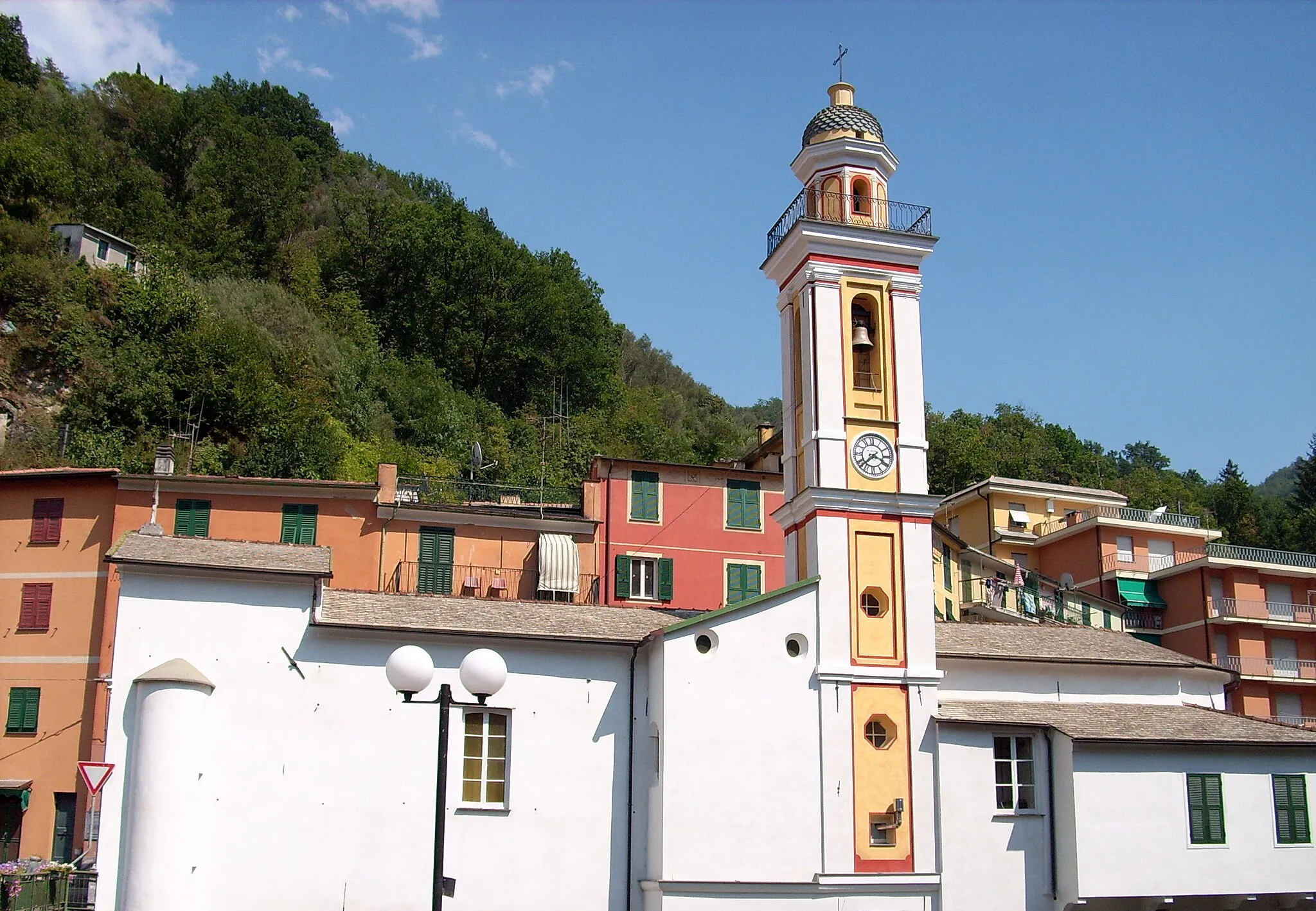 Photo showing: Oratorio dei santi Giacomo e Filippo presso Borzonasca, Liguria, Italia