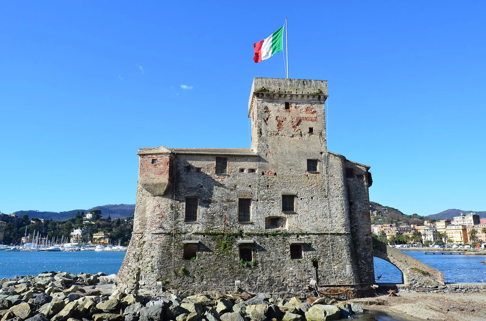 Photo showing: Il castello sul mare di Rapallo, Liguria, Italia