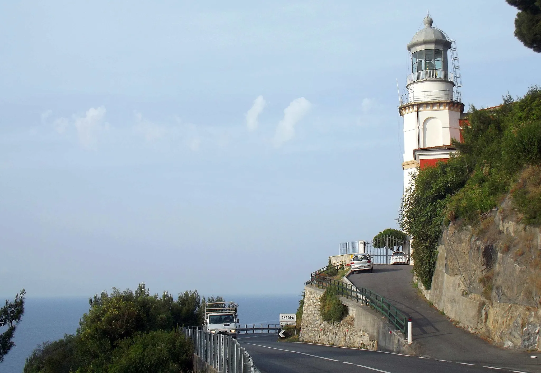 Photo showing: Capo Mele lighthouse from Via Aurelia former national road (SV, Italy)