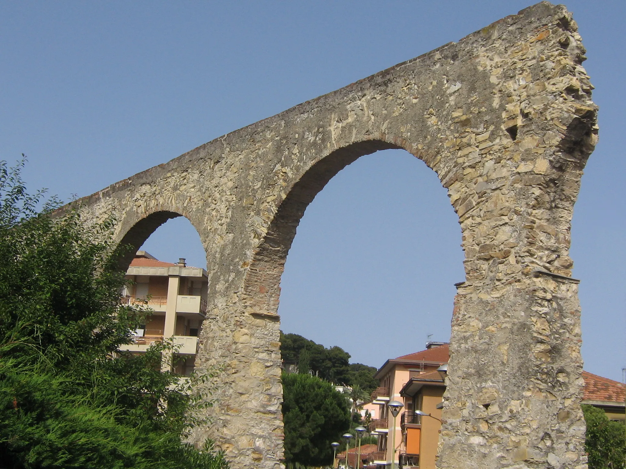 Photo showing: Acquedotto di Andora