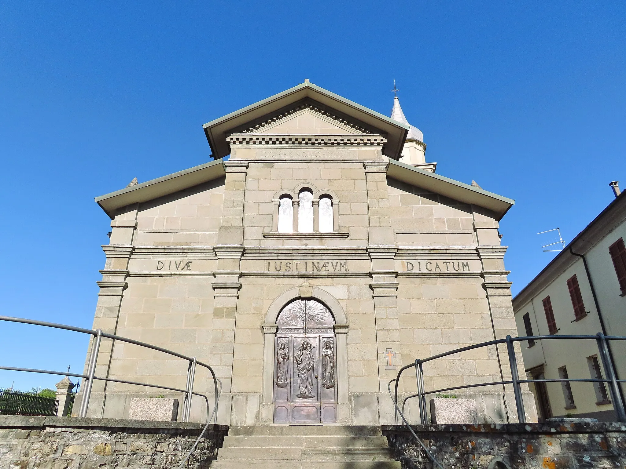 Photo showing: Facciata della chiesa di Santa Giustina